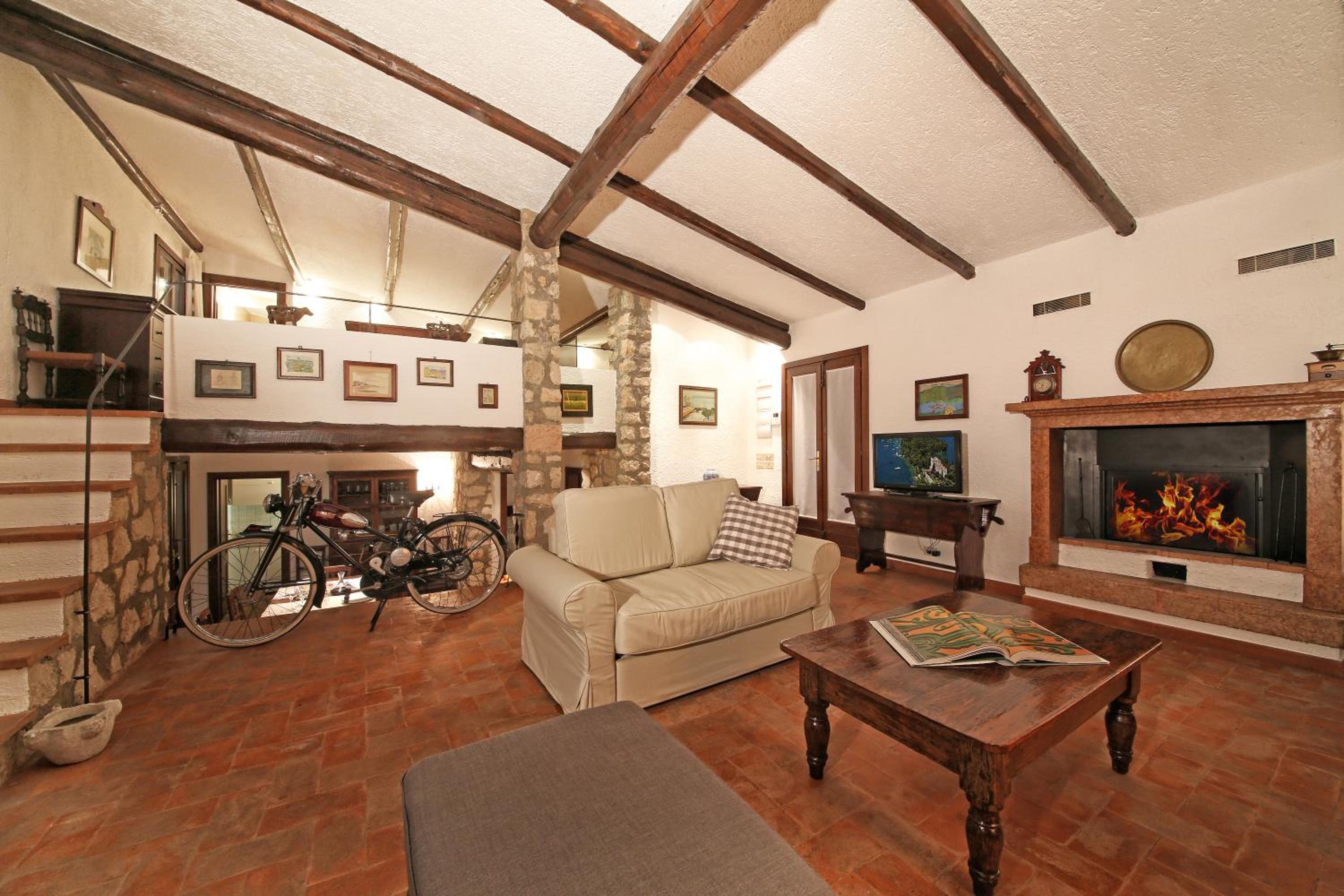 Three-Bedroom Villa photo 1