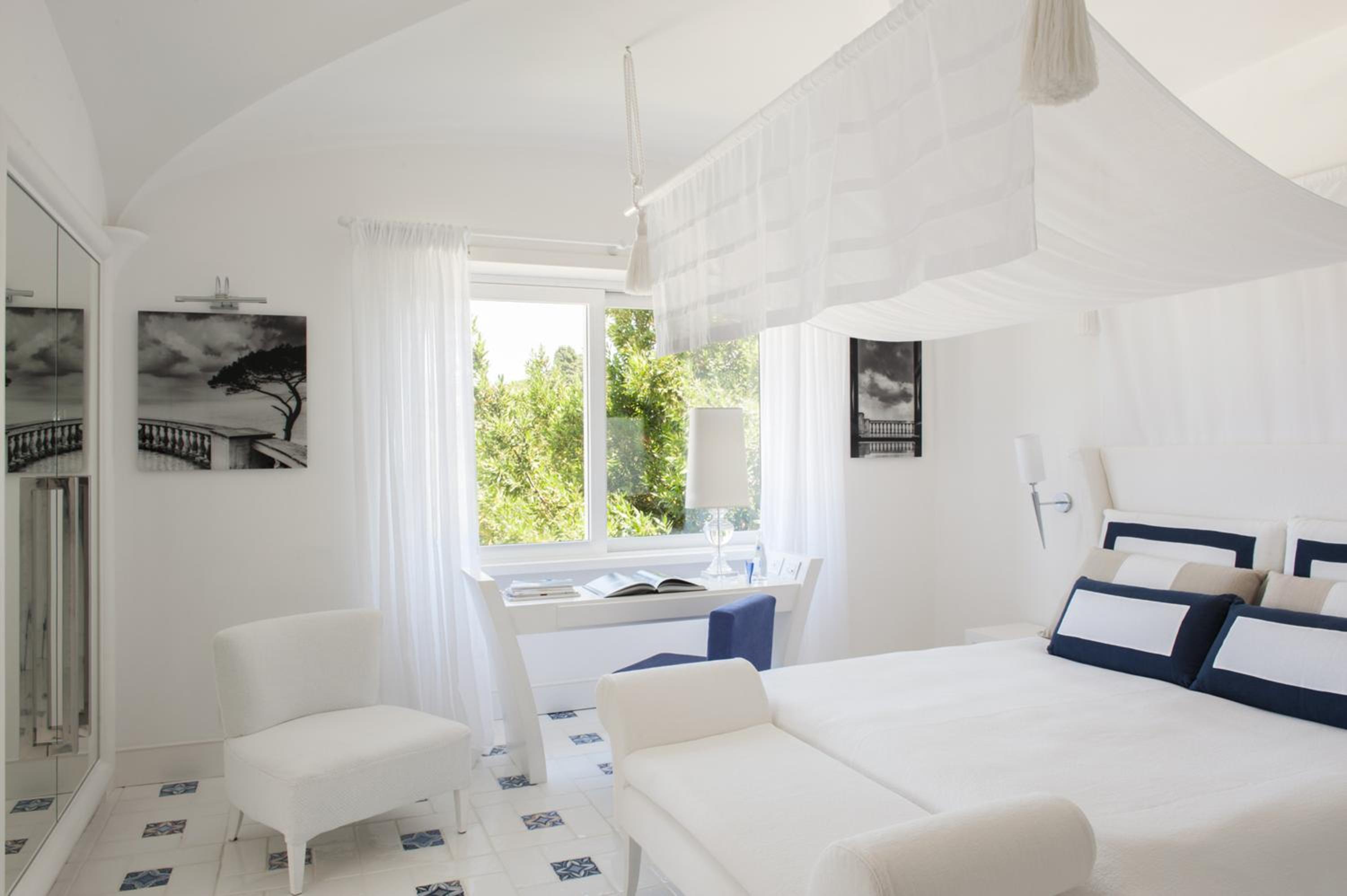 Capritouch Executive Suite Sea View