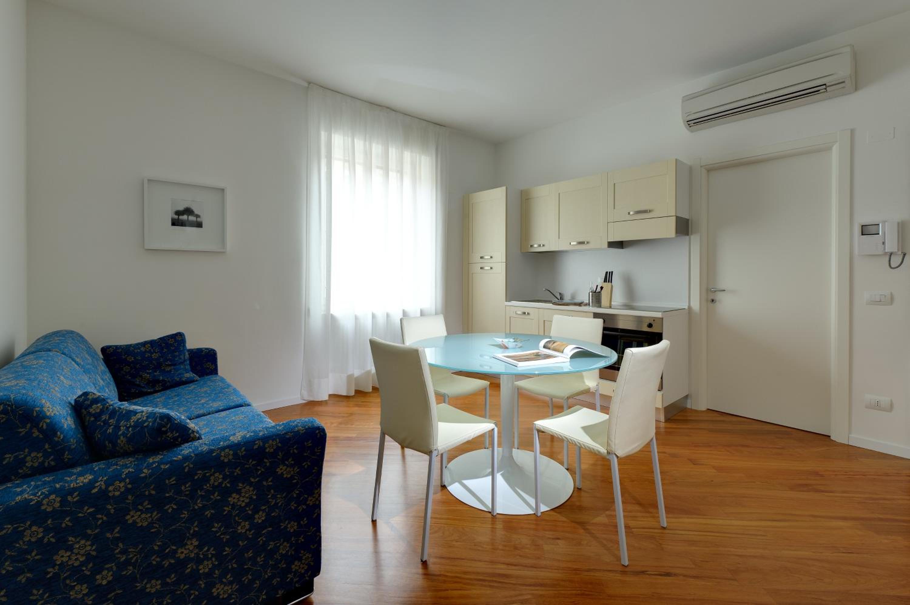 Apartment with Balcony