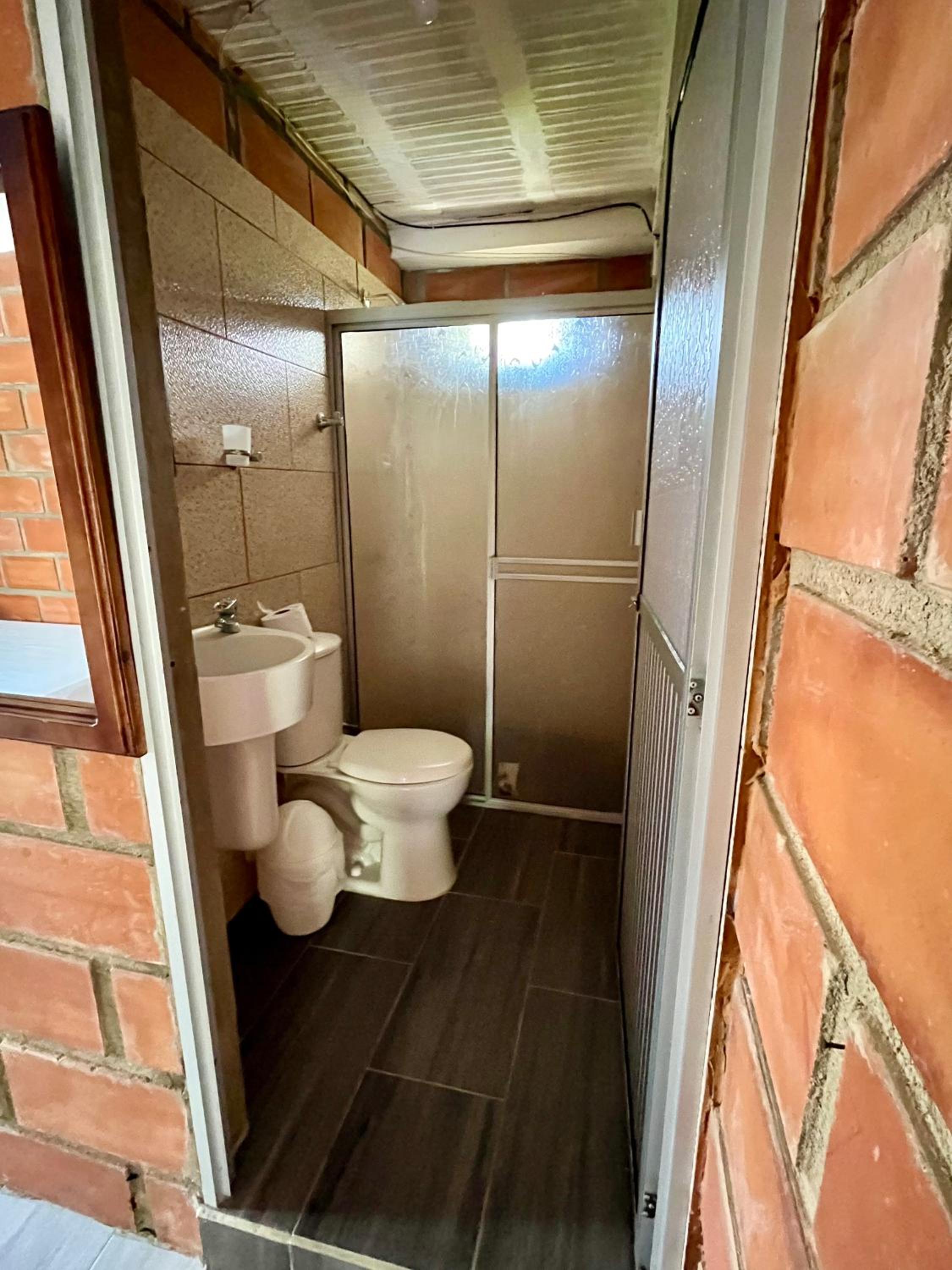 Family Room with Private Bathroom photo 1