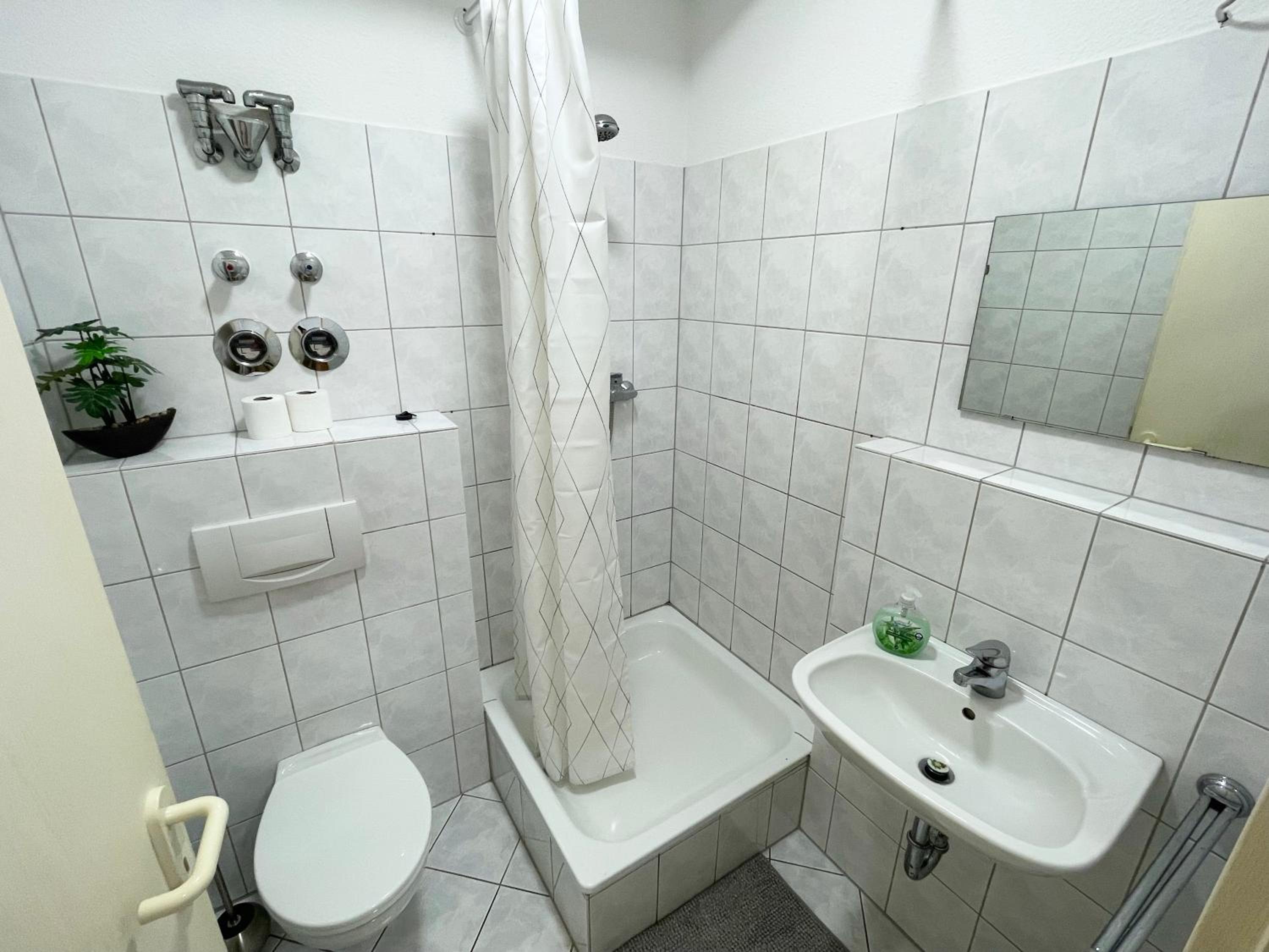 Studio Apartment photo 2