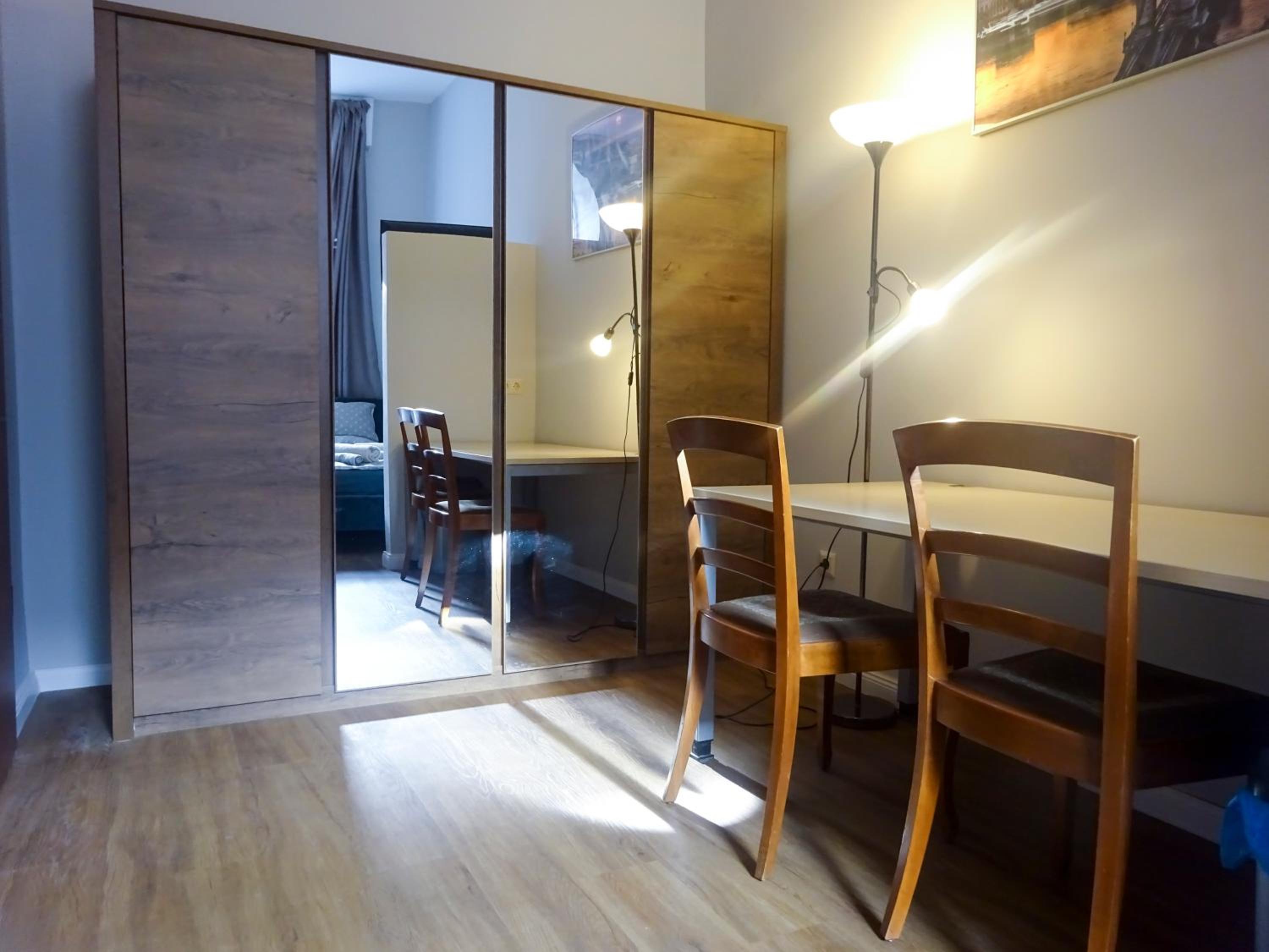 Three-Bedroom Premium Apartment - Photo 4