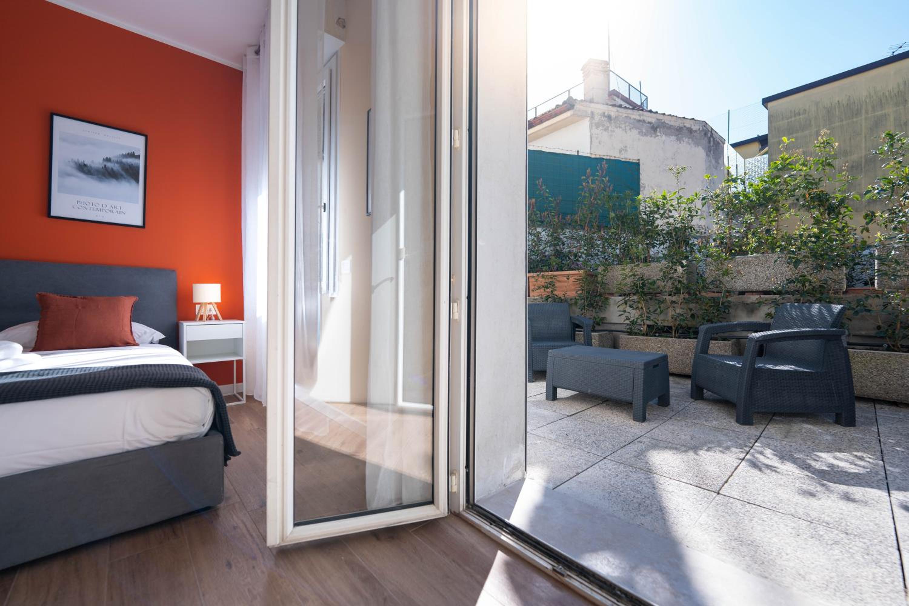 Double Room with Terrace - Photo 10