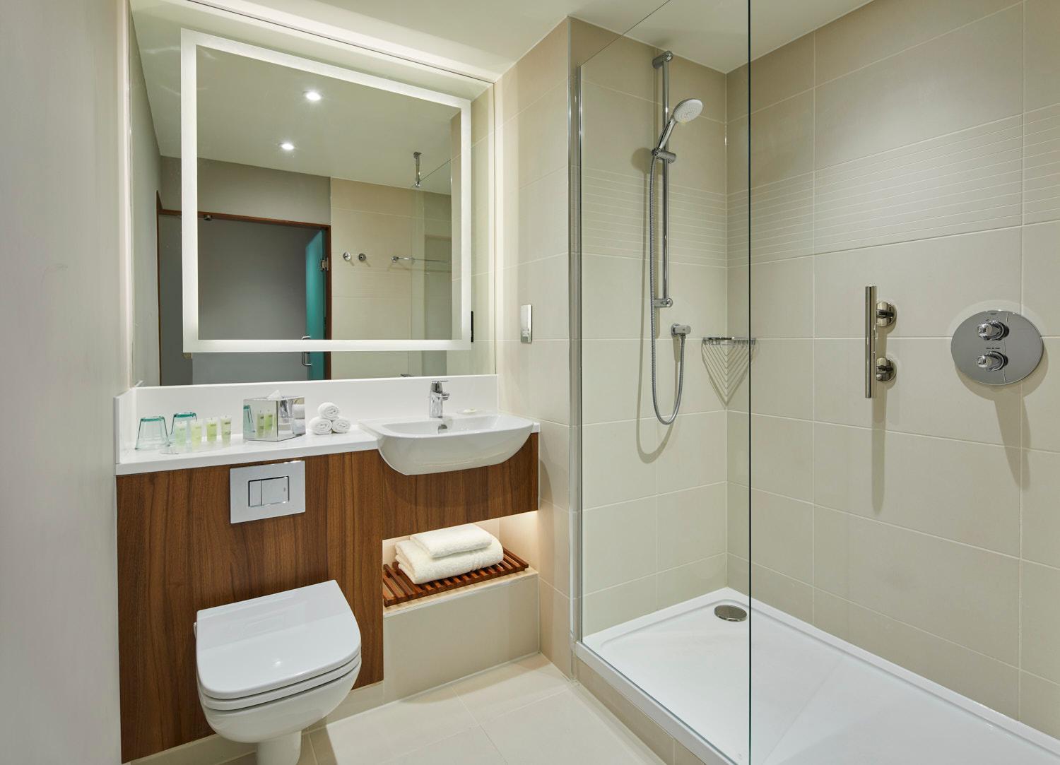 Junior King Suite - Photo 1