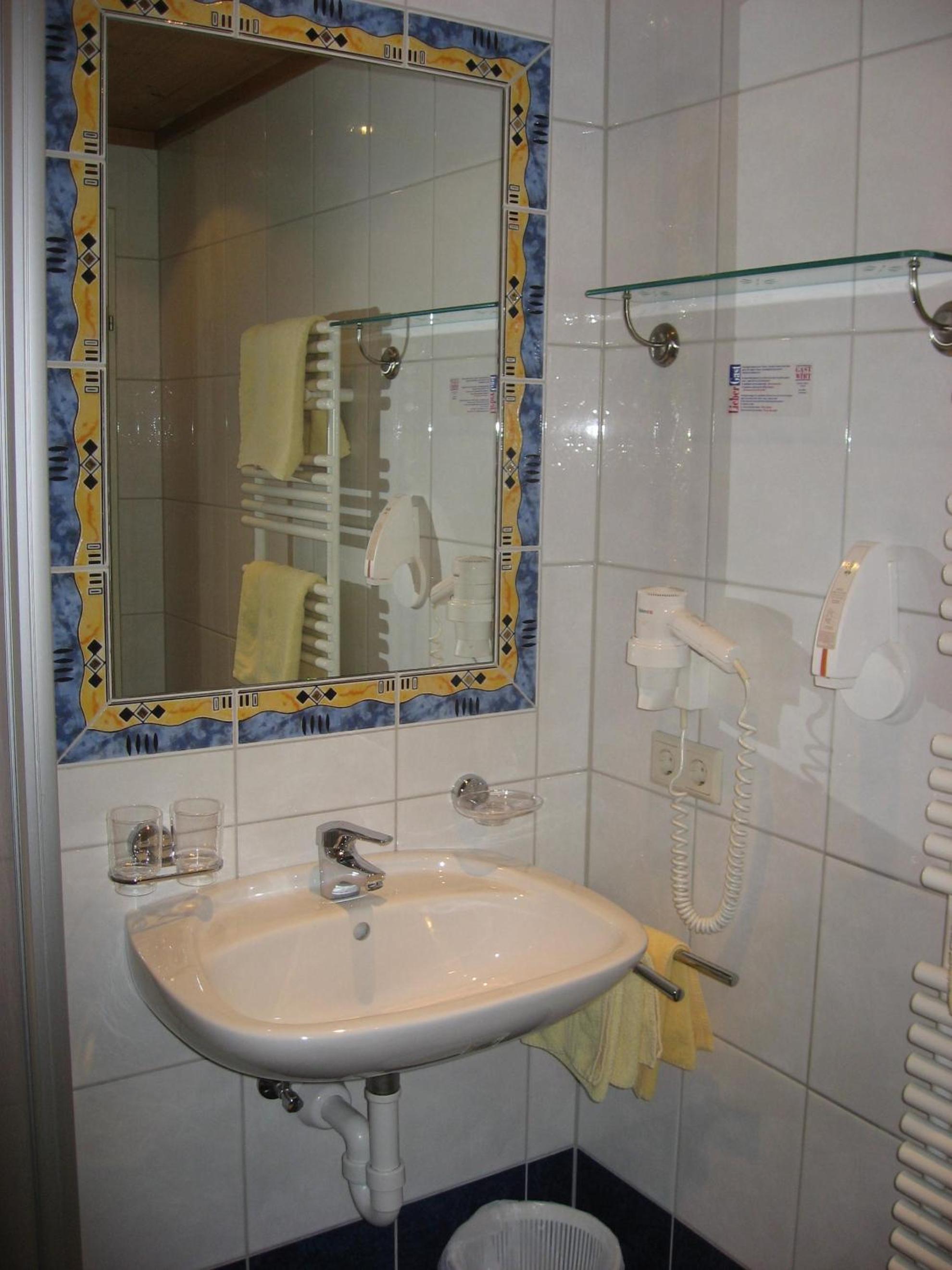 Superior Suite - Photo 4