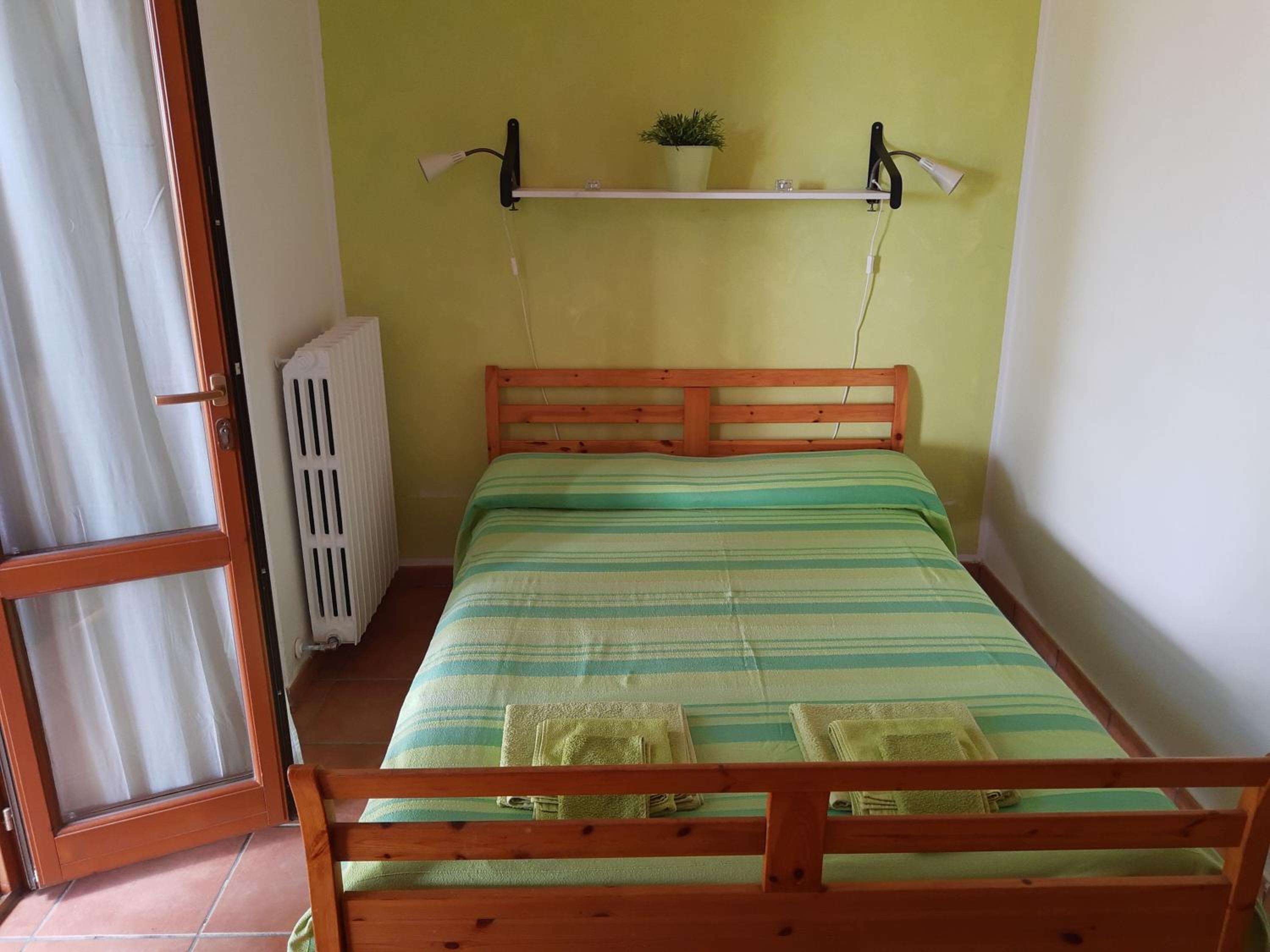 Budget Double Room photo 2