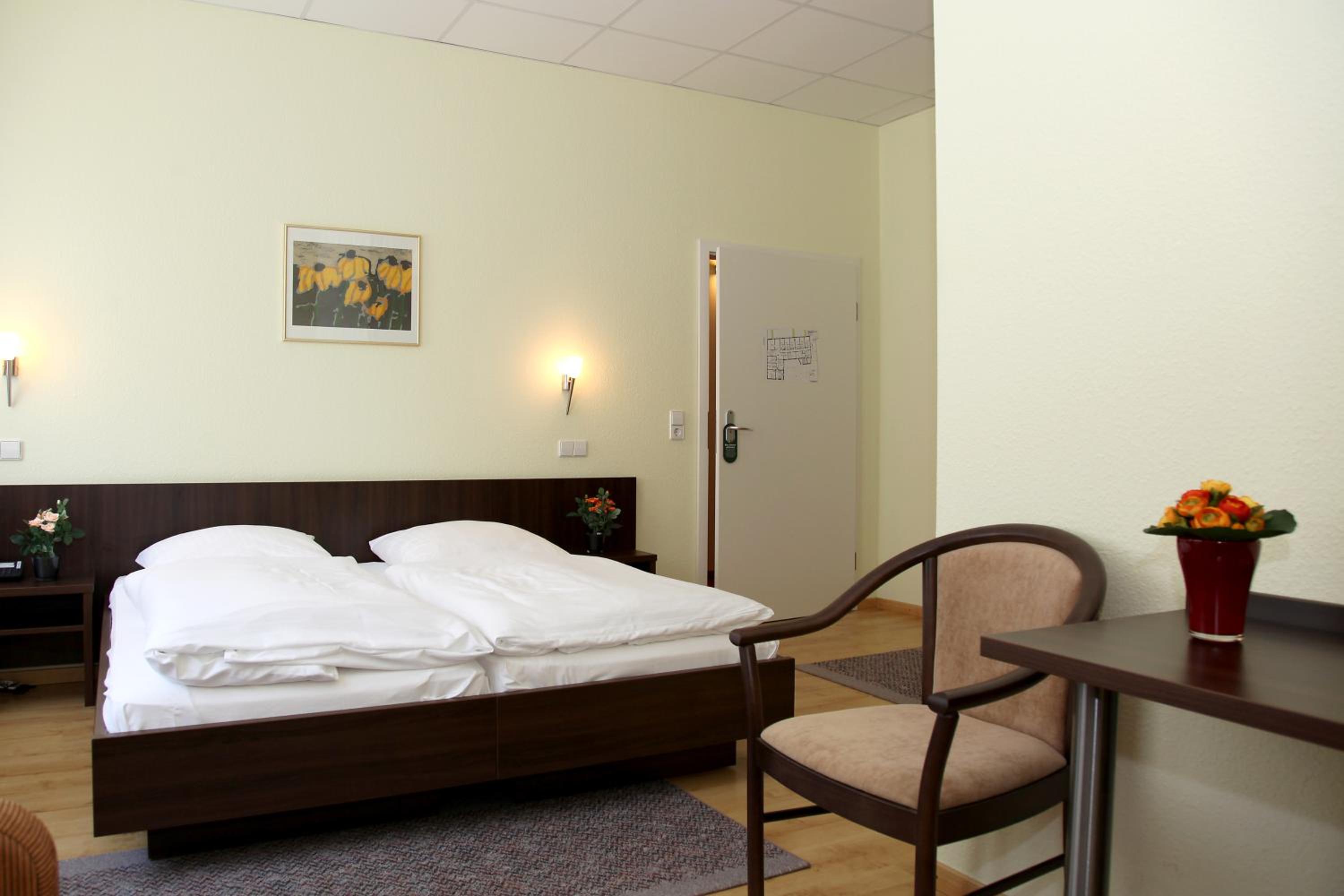 Double Room - Photo 3