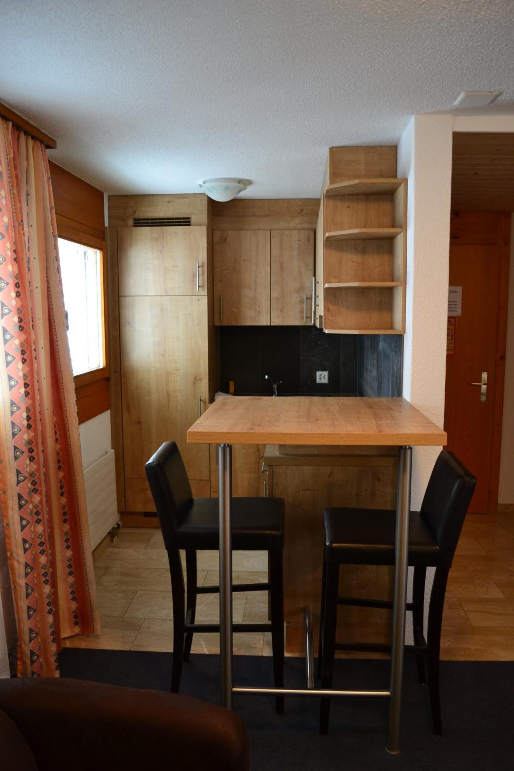 Apartment photo 2