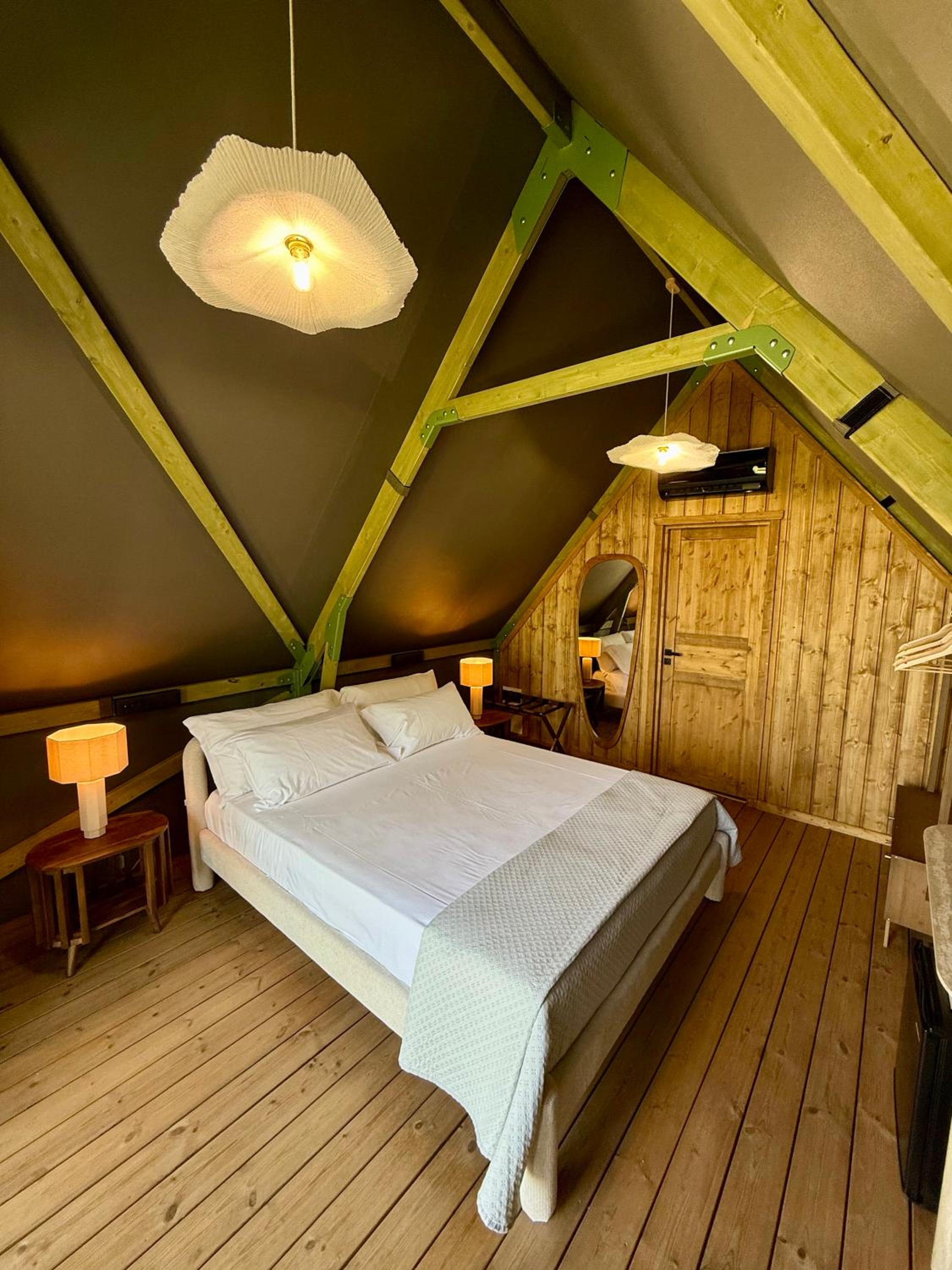 Tent deluxe