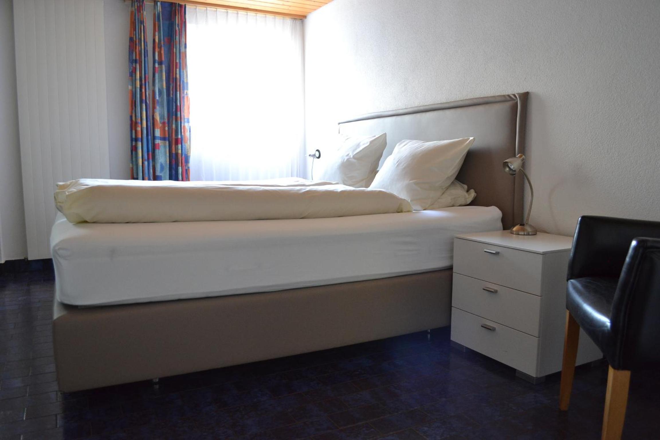 Double Room - Photo 12