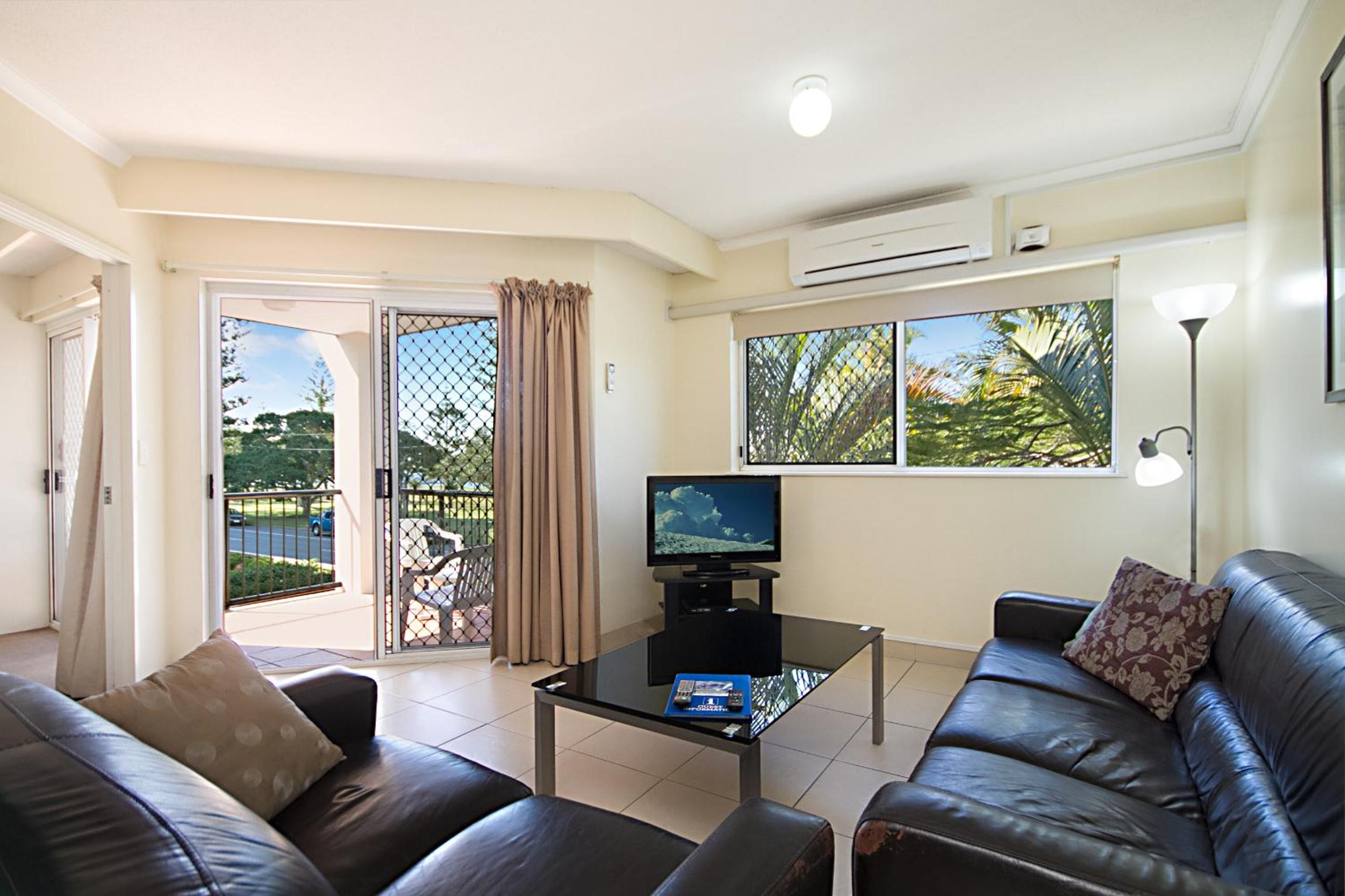 Three-Bedroom Apartment - Photo 26