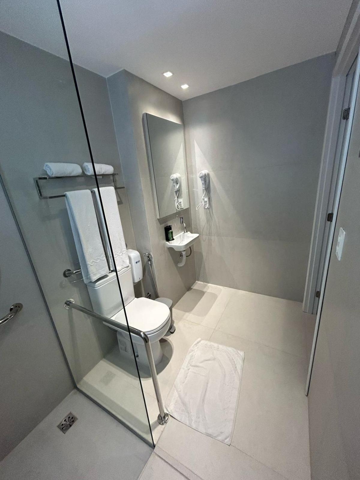 Double Room - Disability Access photo 1