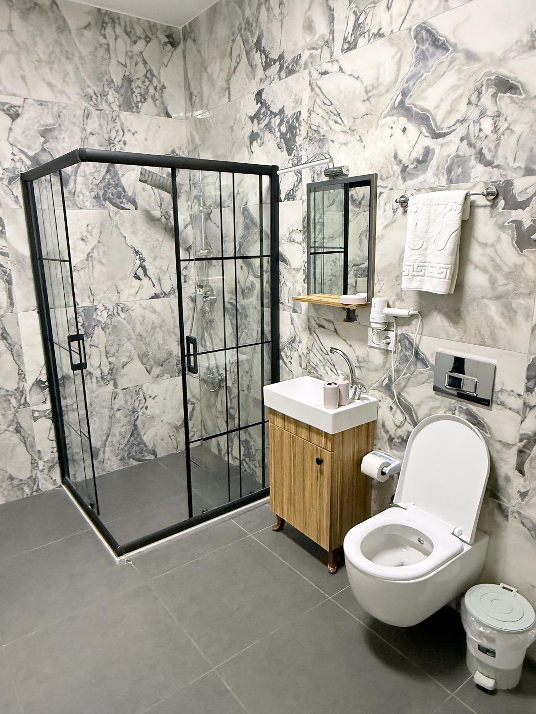 Deluxe King Room photo 3