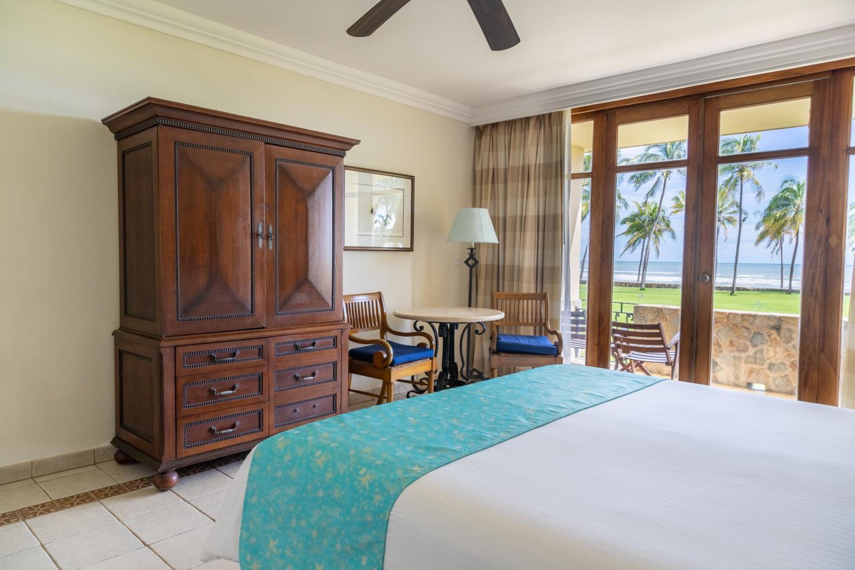 Deluxe Ocean View King
