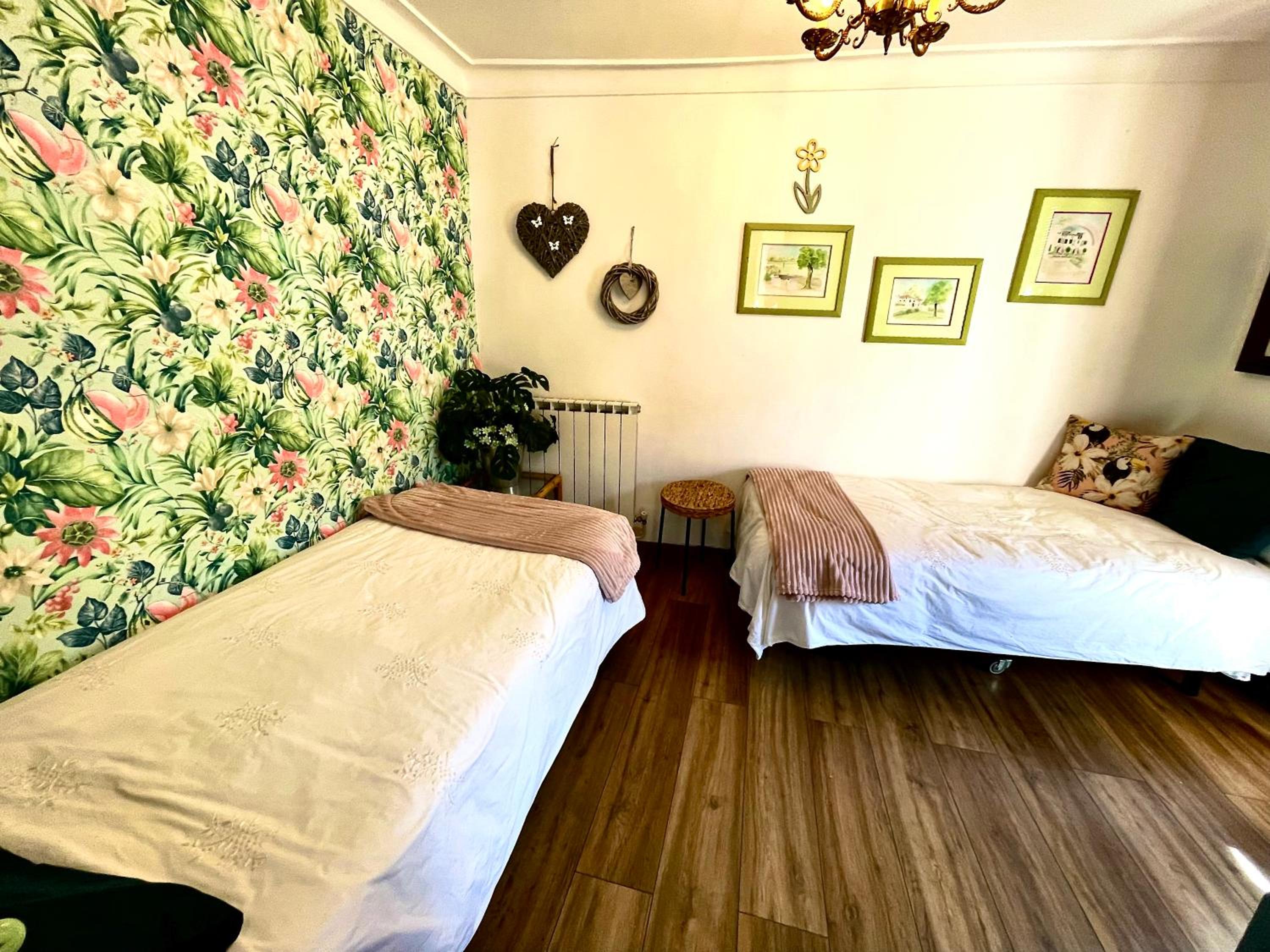 Classic Quadruple Room photo 2
