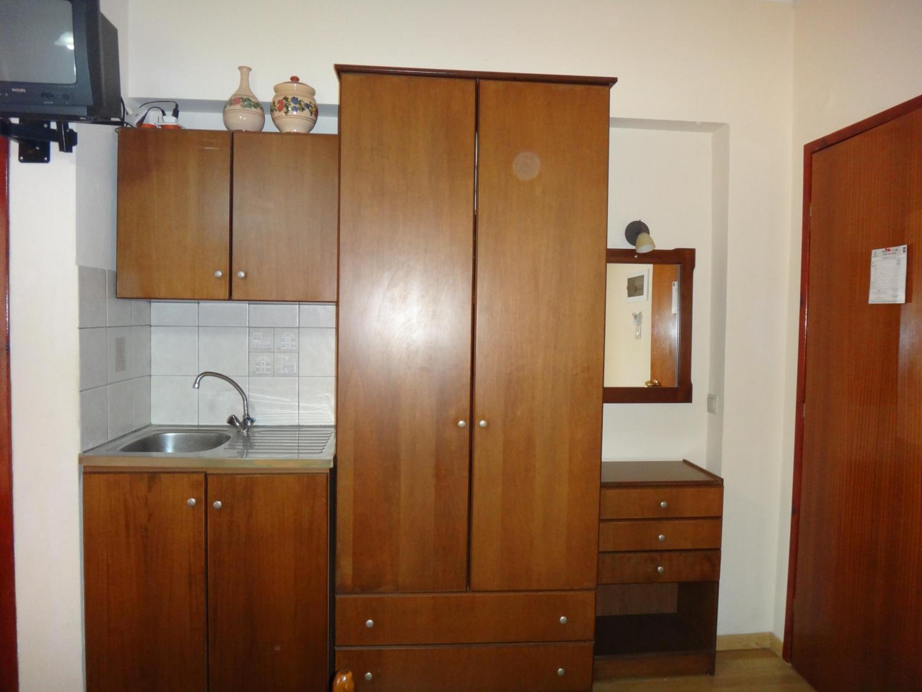 Triple Room with Balcony photo 3
