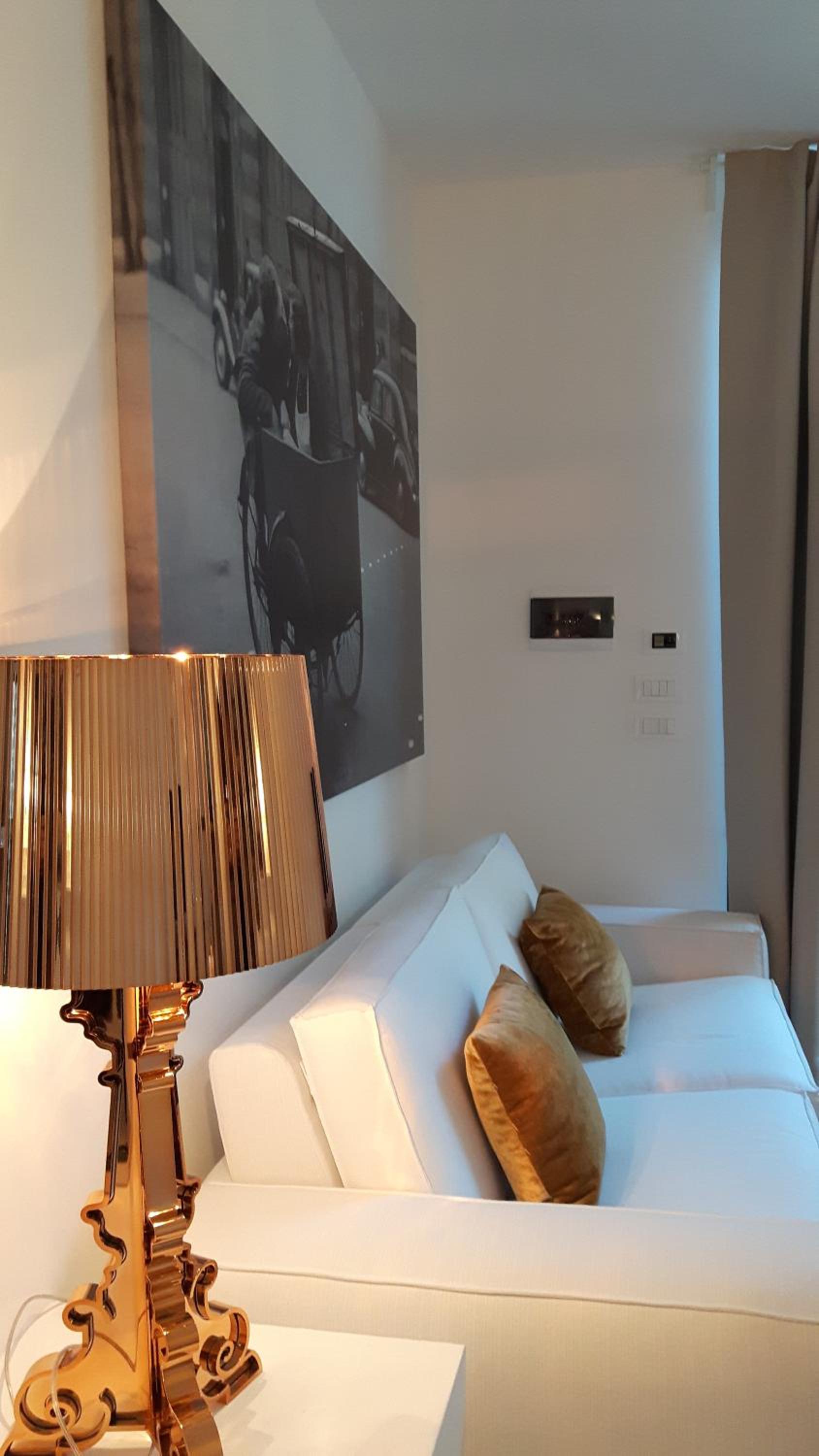 Double or Twin Room - Photo 11
