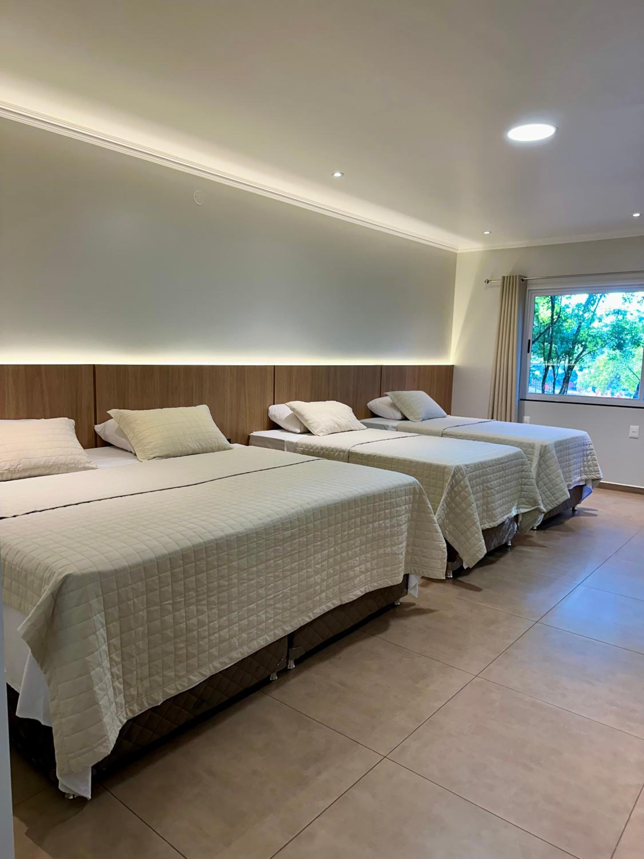 Superior Quadruple Room photo 2