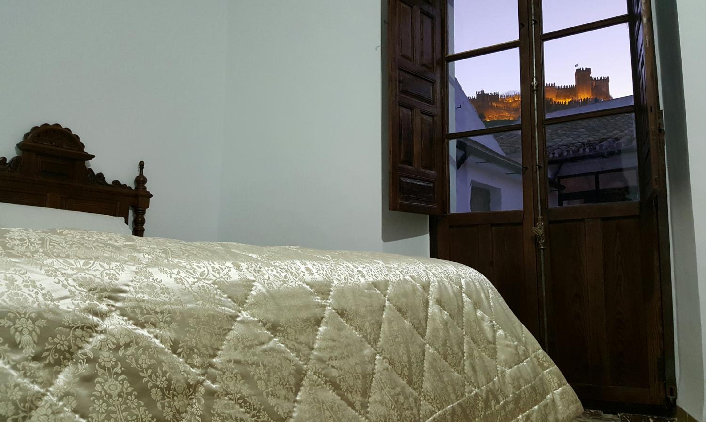 Habitación Doble Deluxe con Balcón