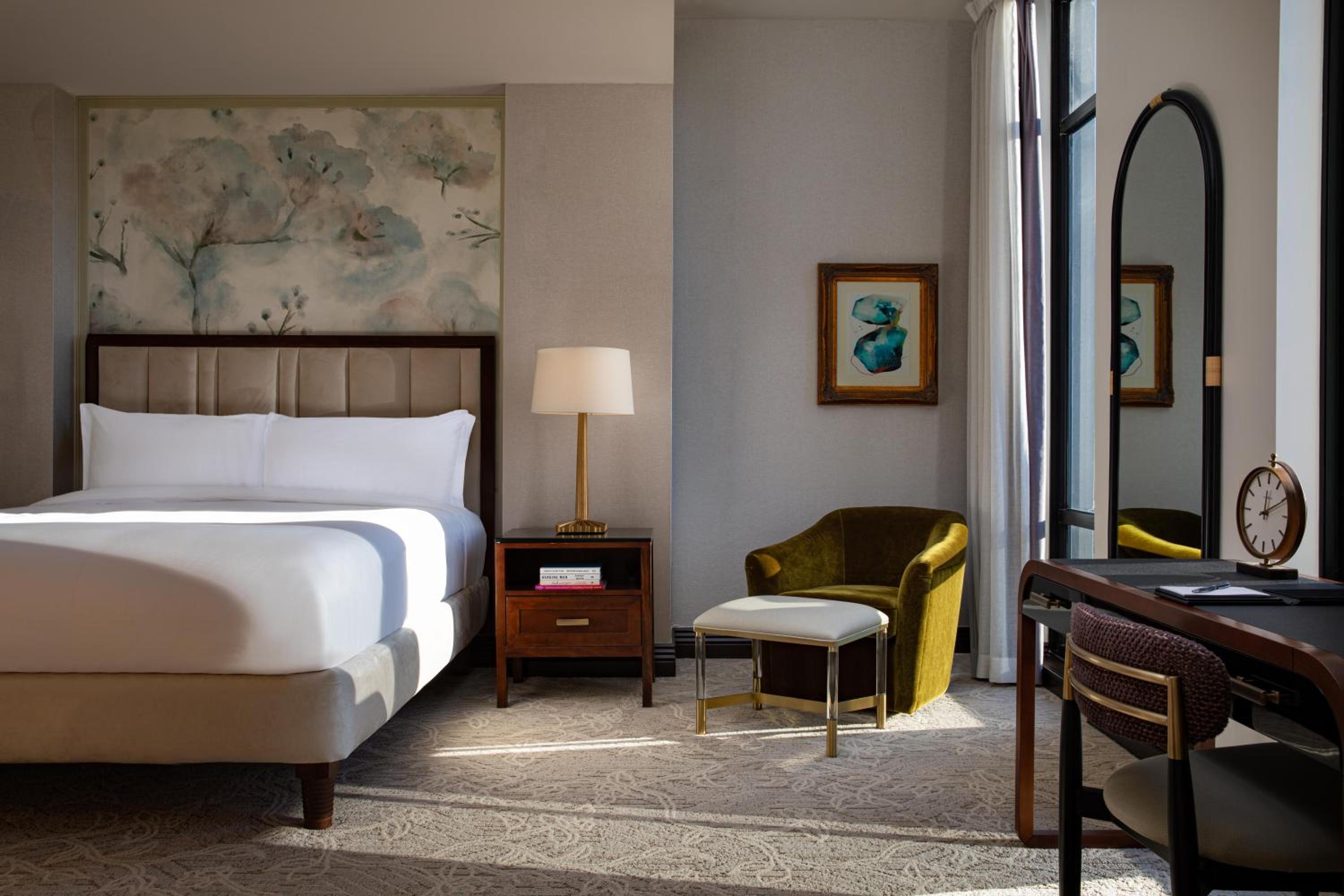 Executive Guest room, 2 Queen - Photo 3