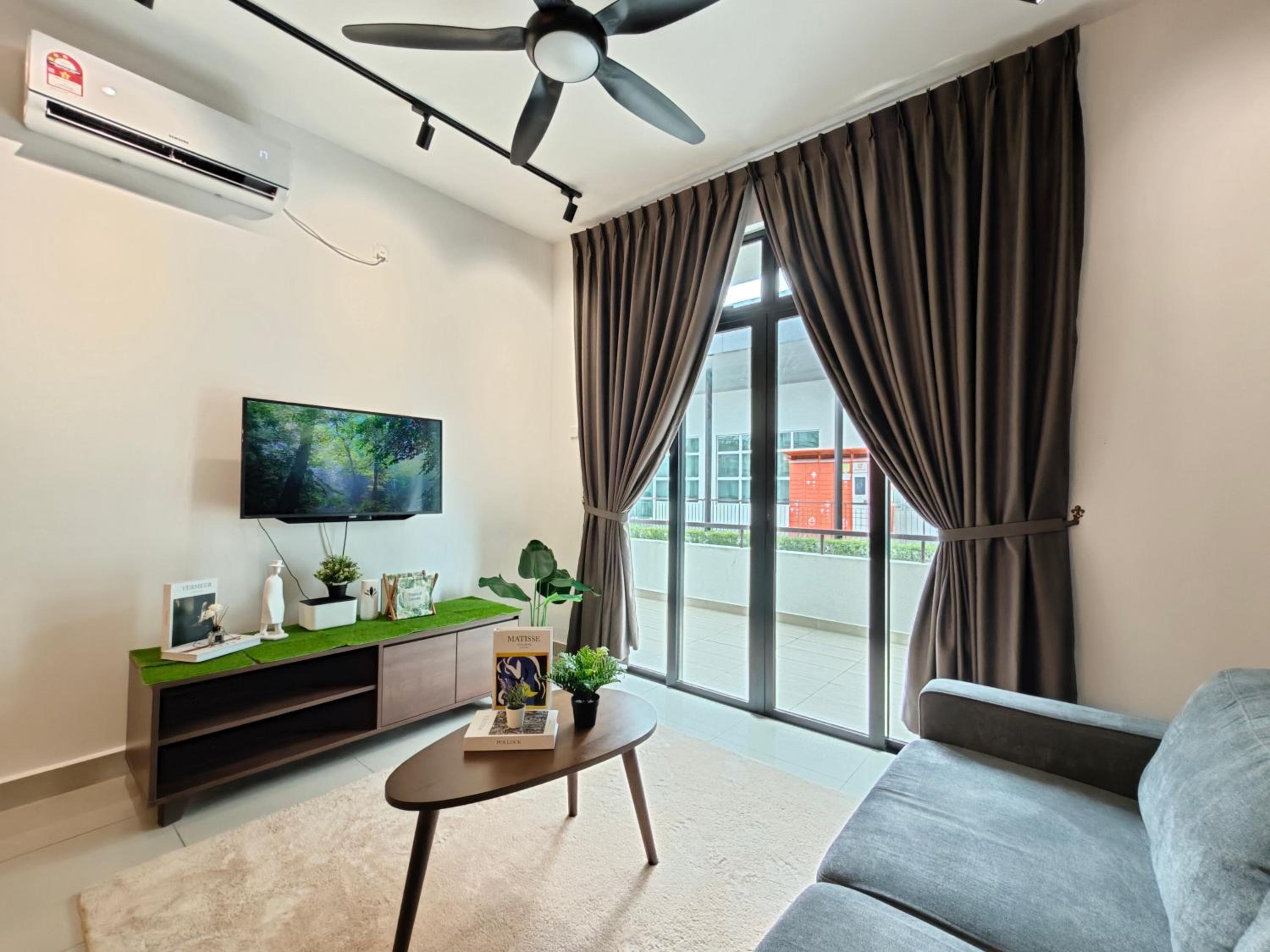Deluxe Family Suite photo 3