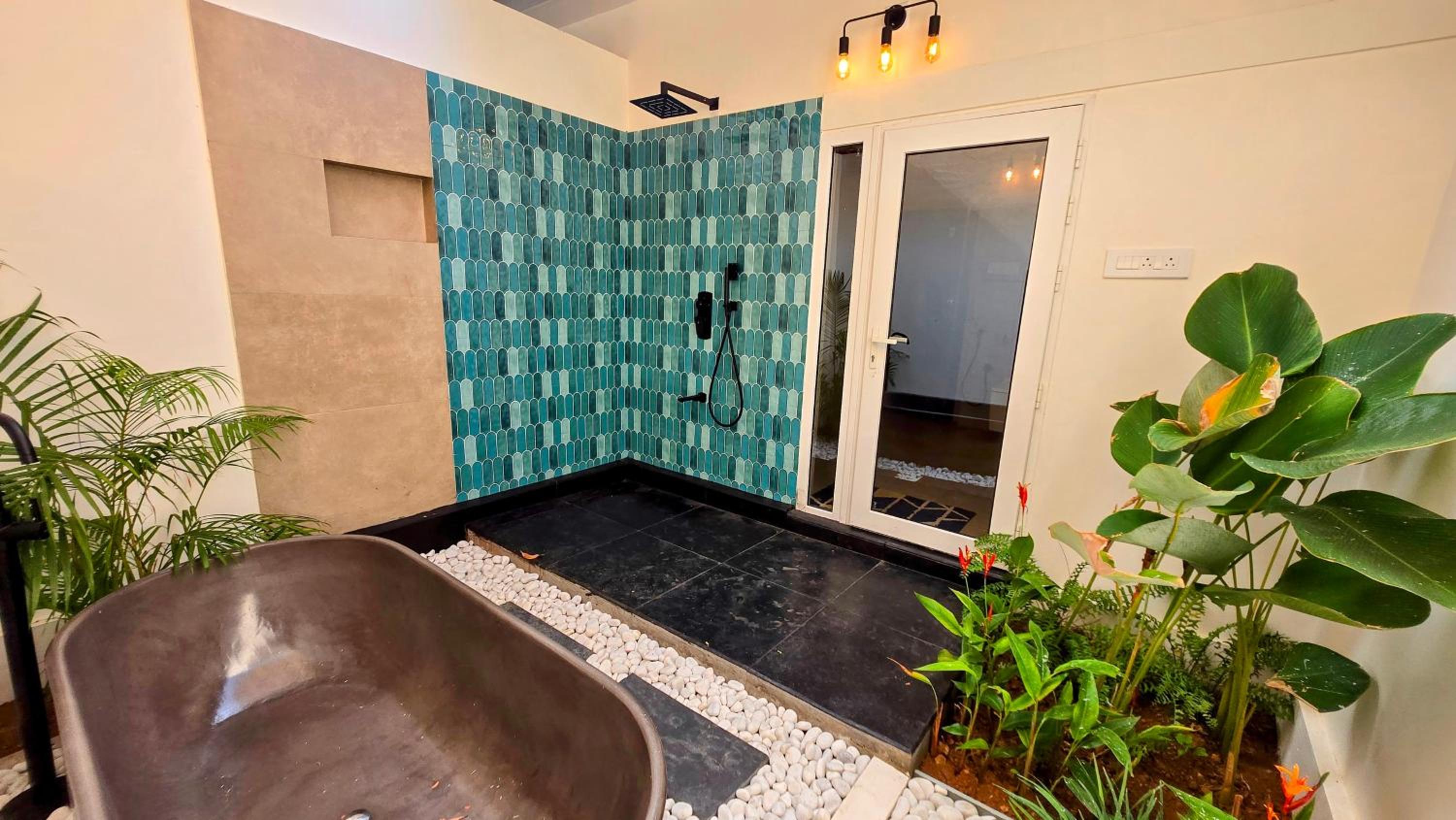 Garden View Room with Bathtub and Patio