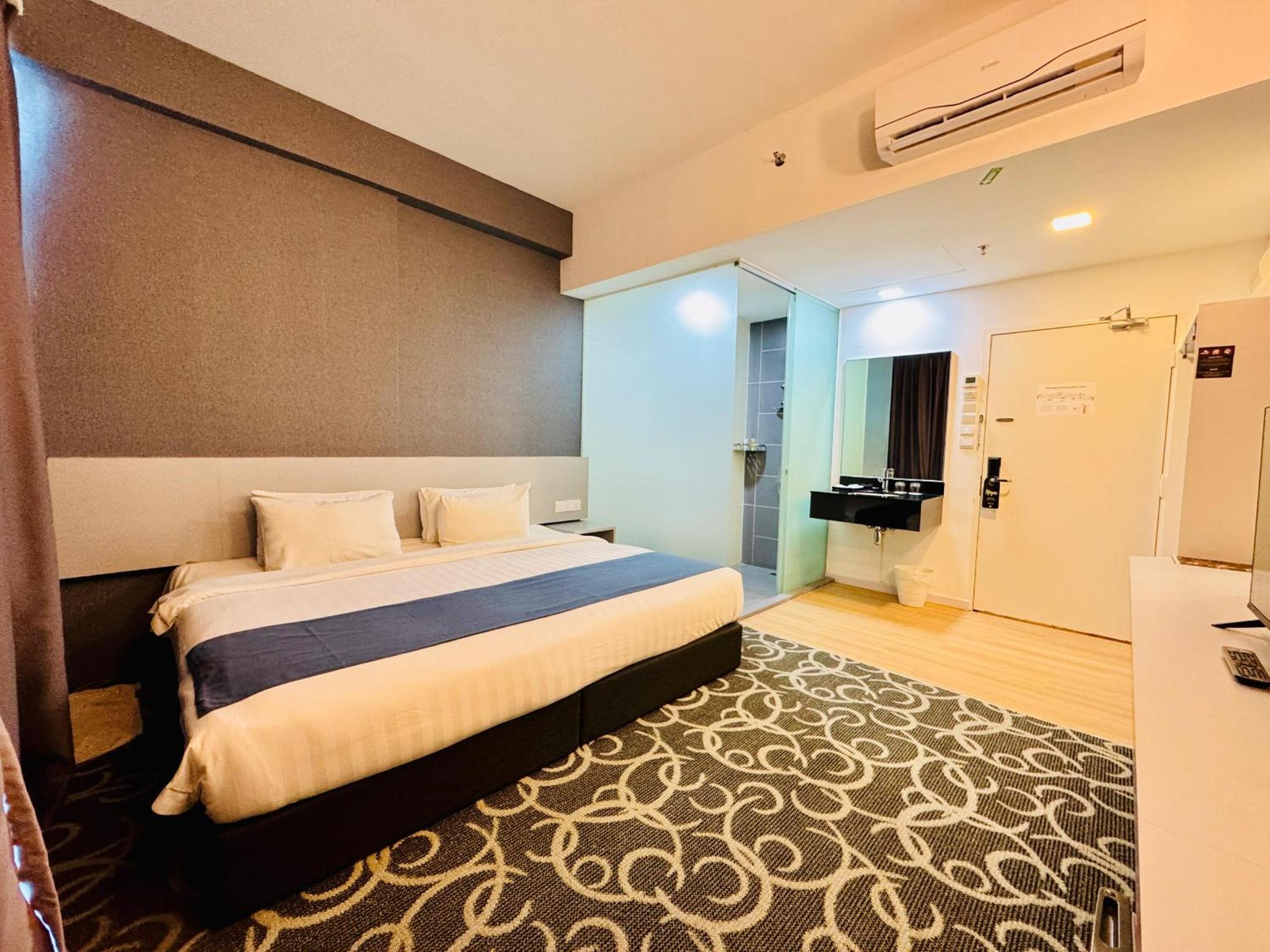 Double Room with Balcony