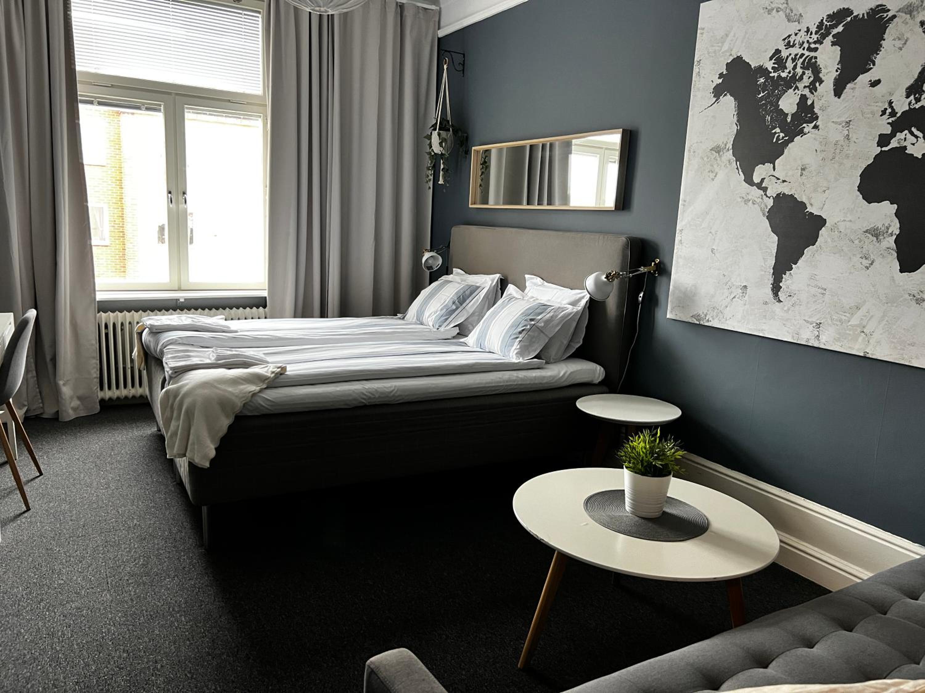 Double Room with Bedsofa (43 in wide) photo 1