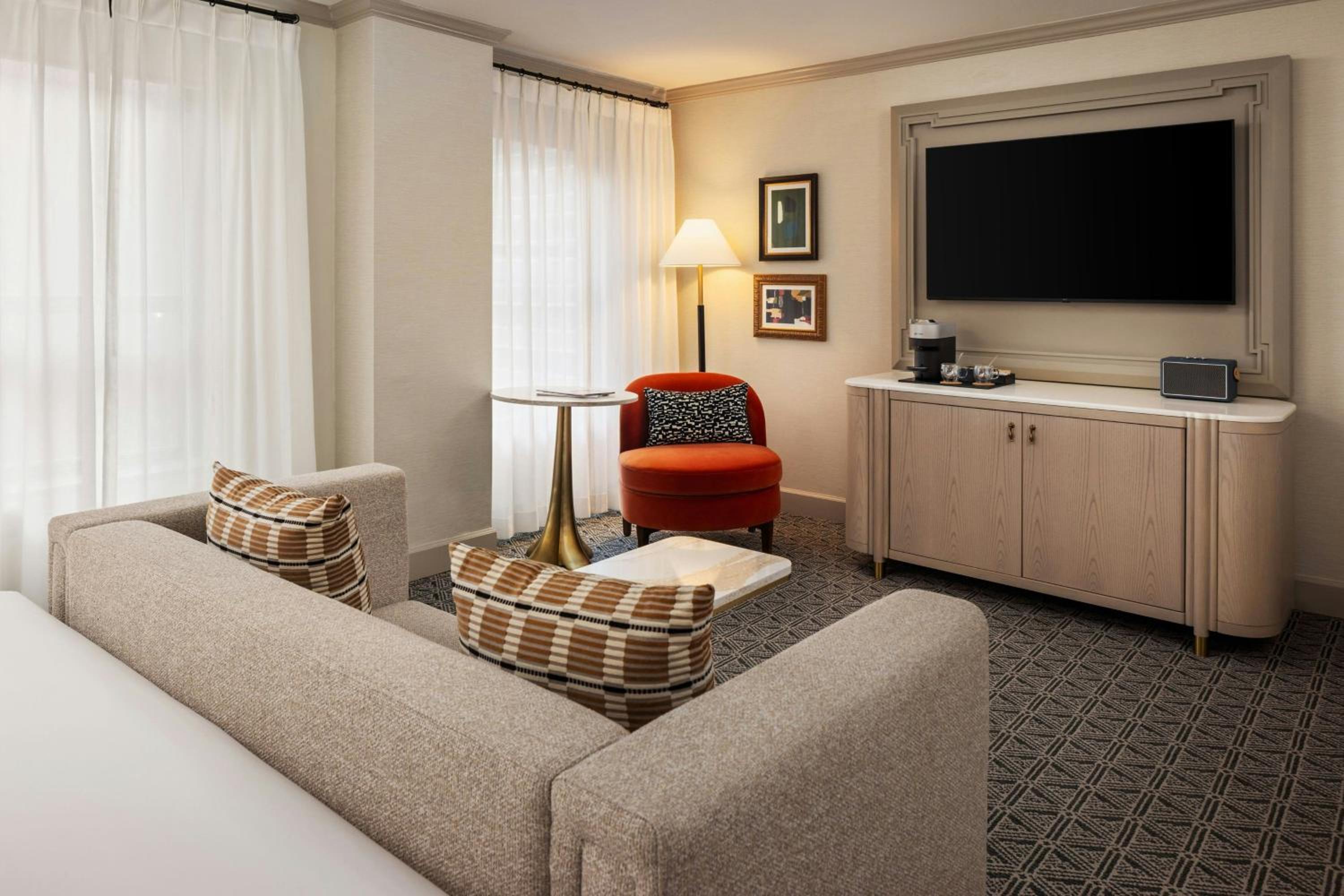 King Suite with Roll-In Shower - Mobility and Hearing Accessible - Photo 5