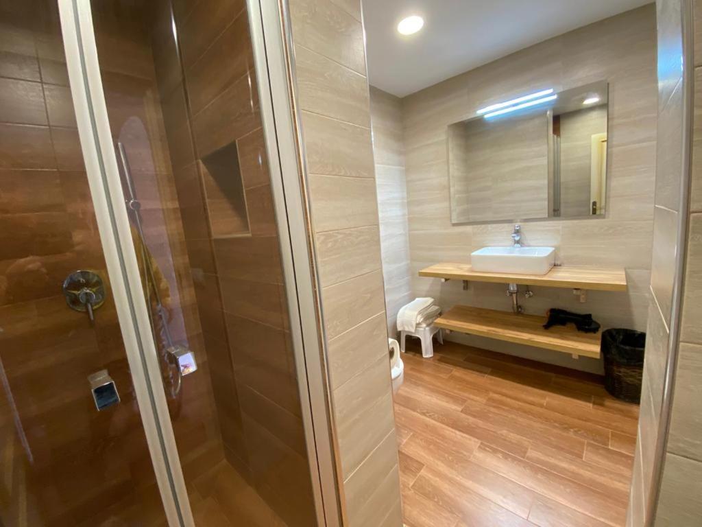 Two-Bedroom Deluxe Apartment