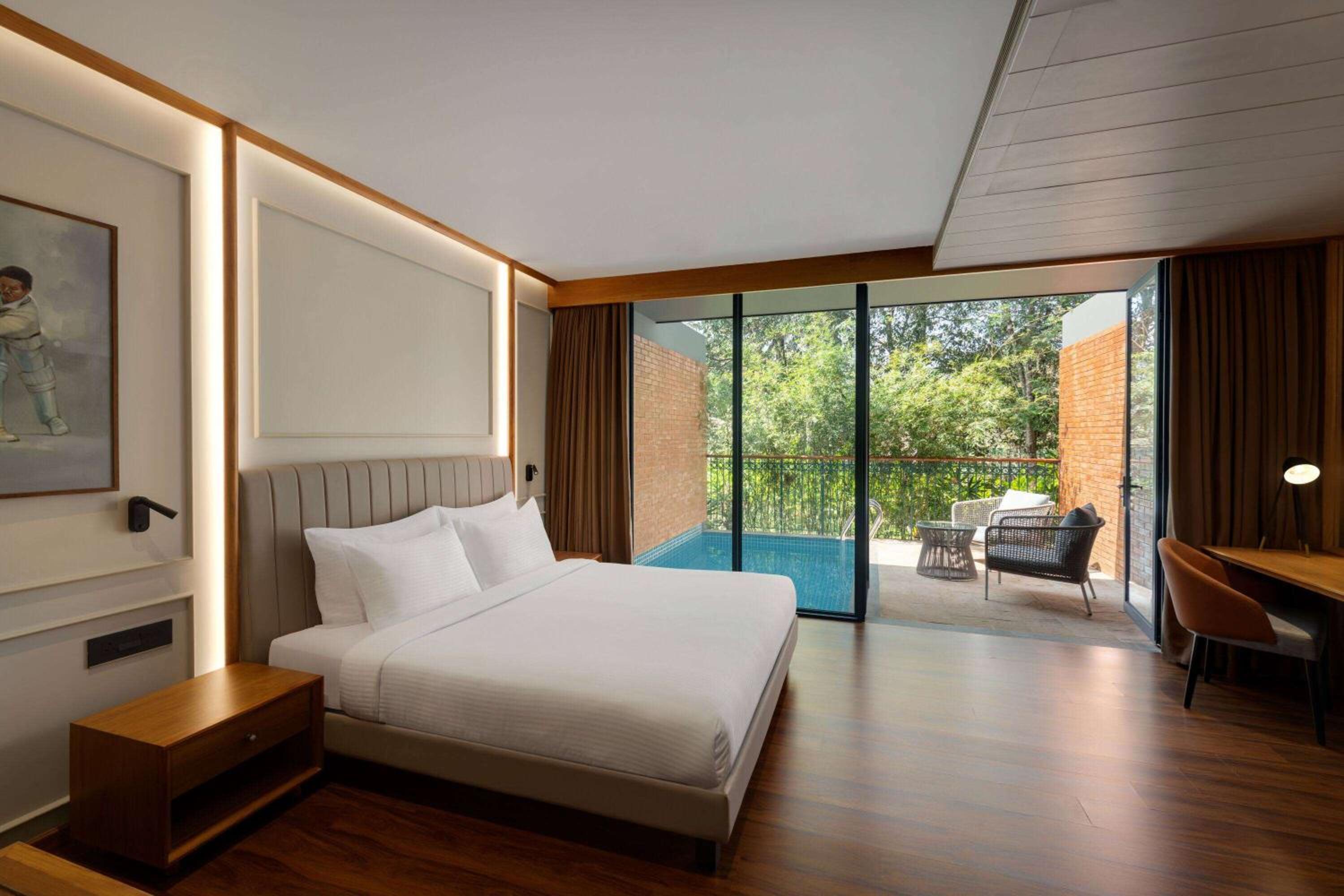 Luxury Suite with Private Pool - Photo 1
