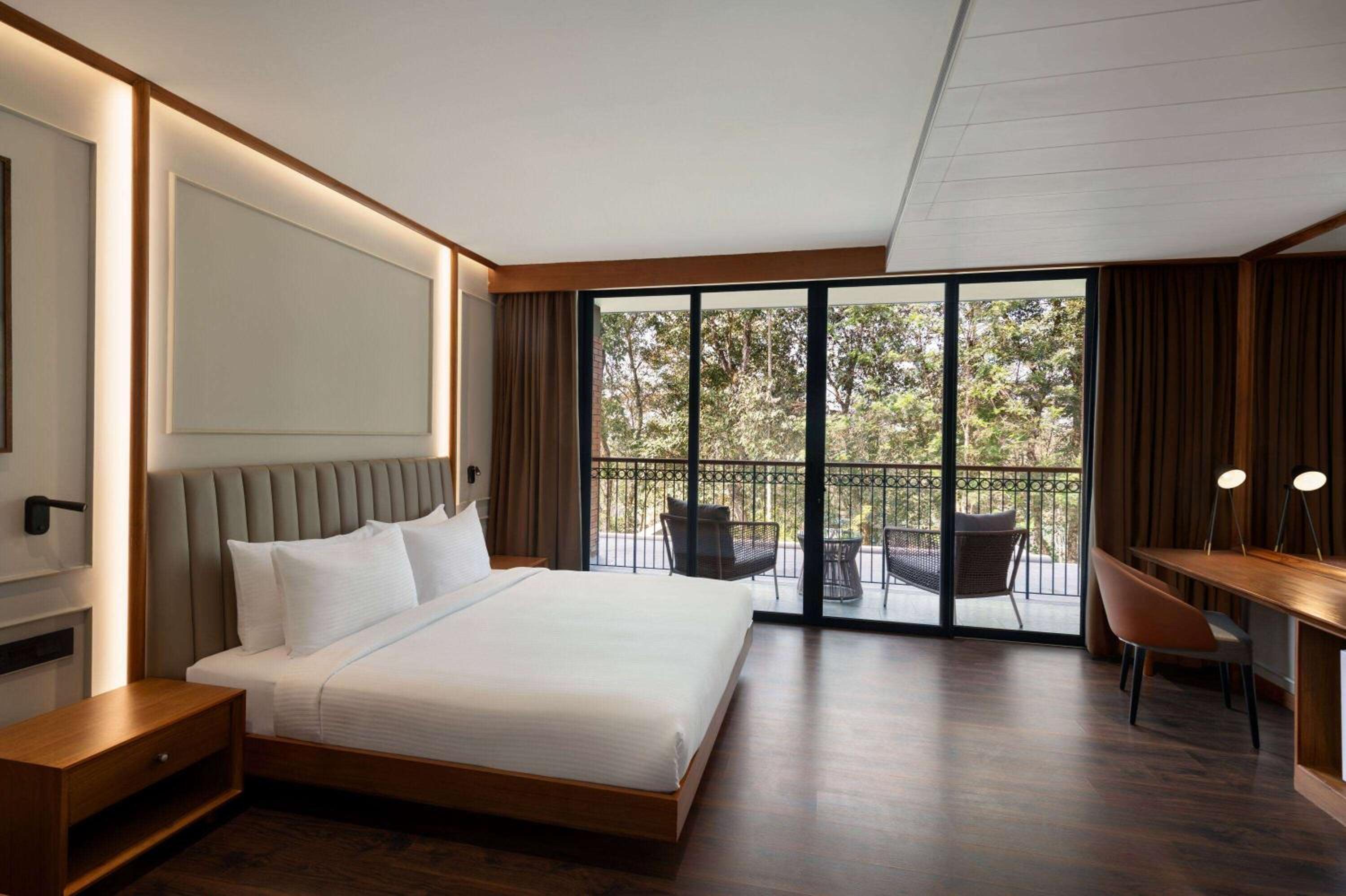 Premium Suite with Single Bed photo 2