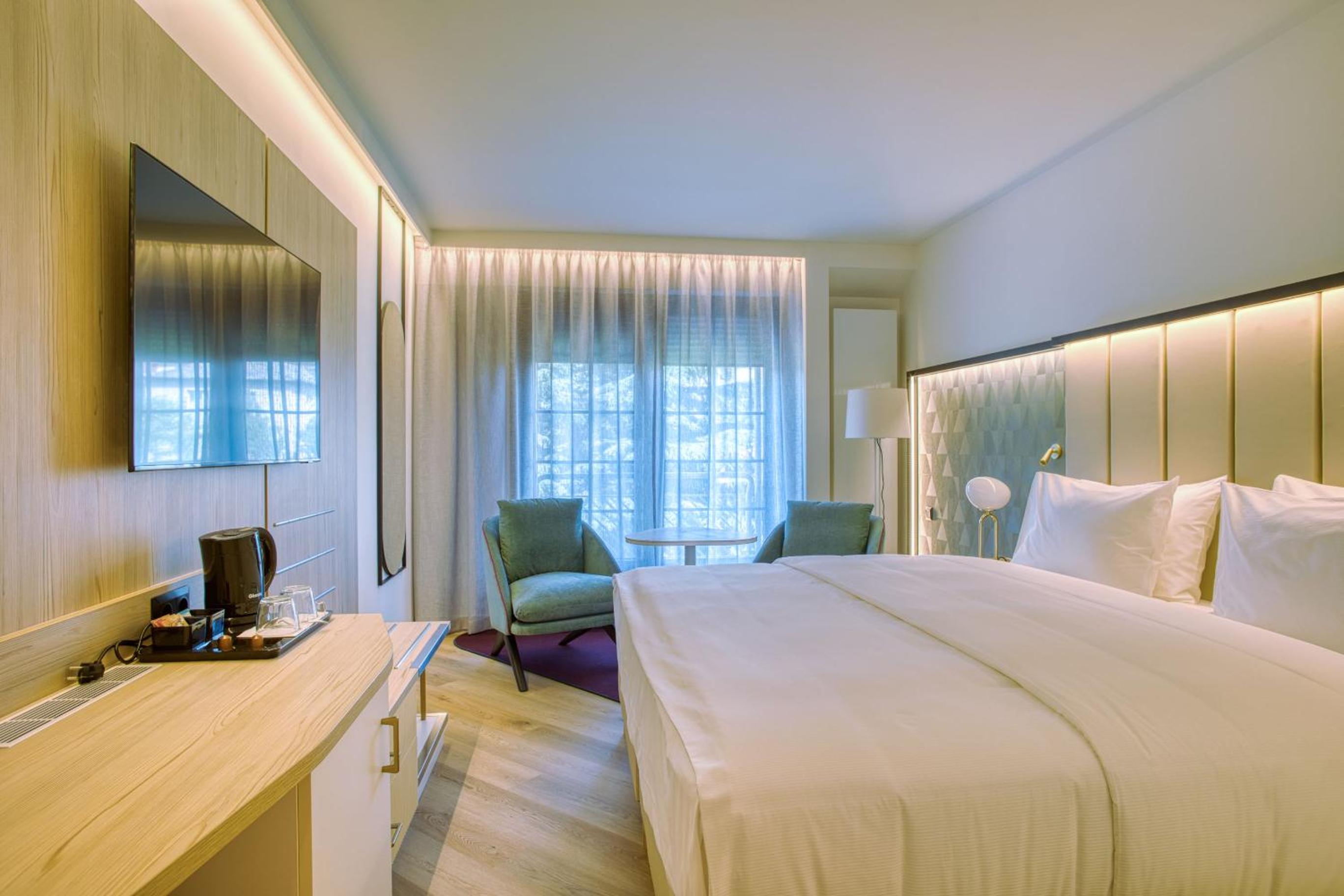 Premium Twin Room with Wellness and Fitness Access