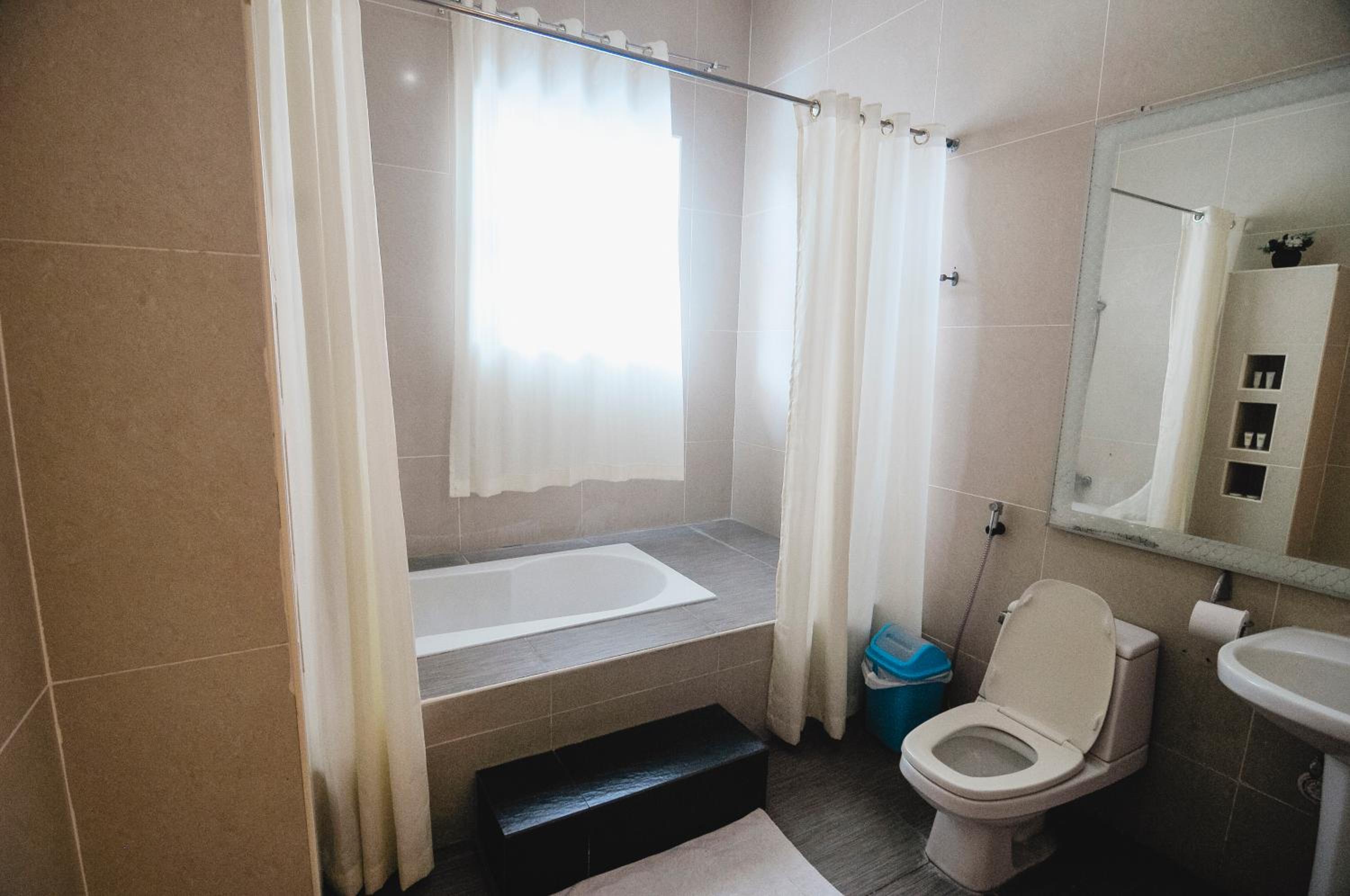 Honeymoon Room - Photo 3
