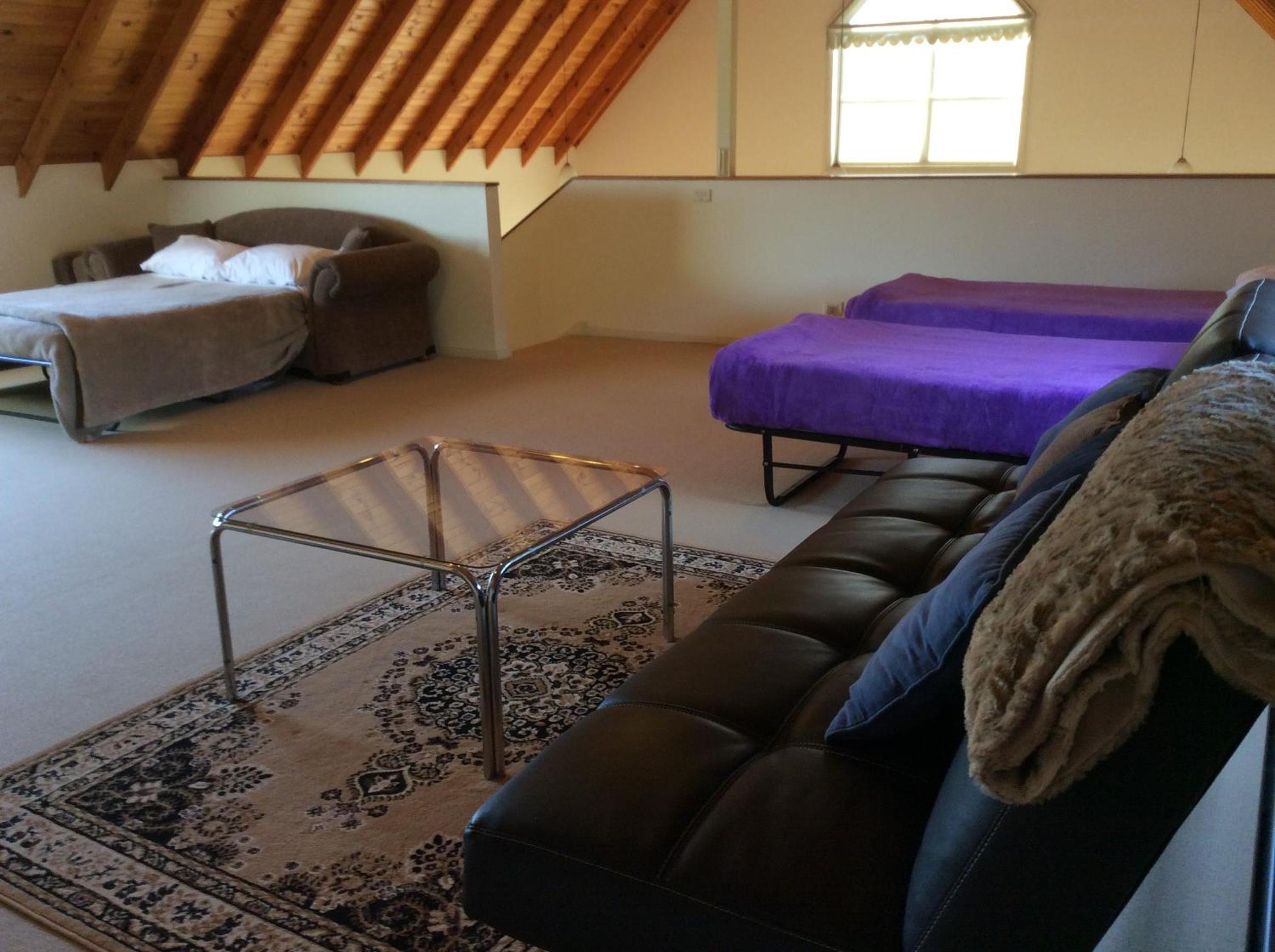 Three-Bedroom House photo 2