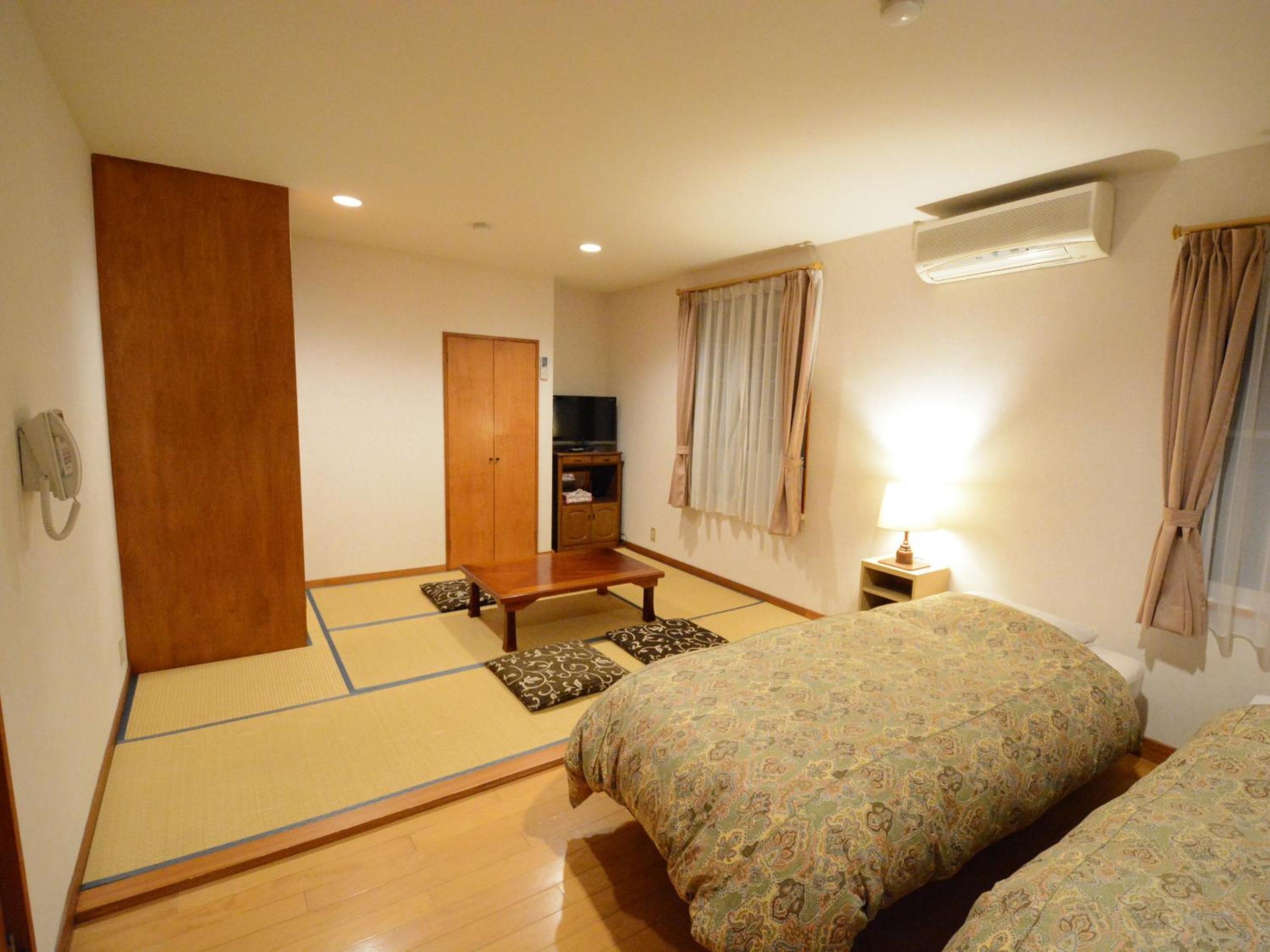 Room with Tatami Area