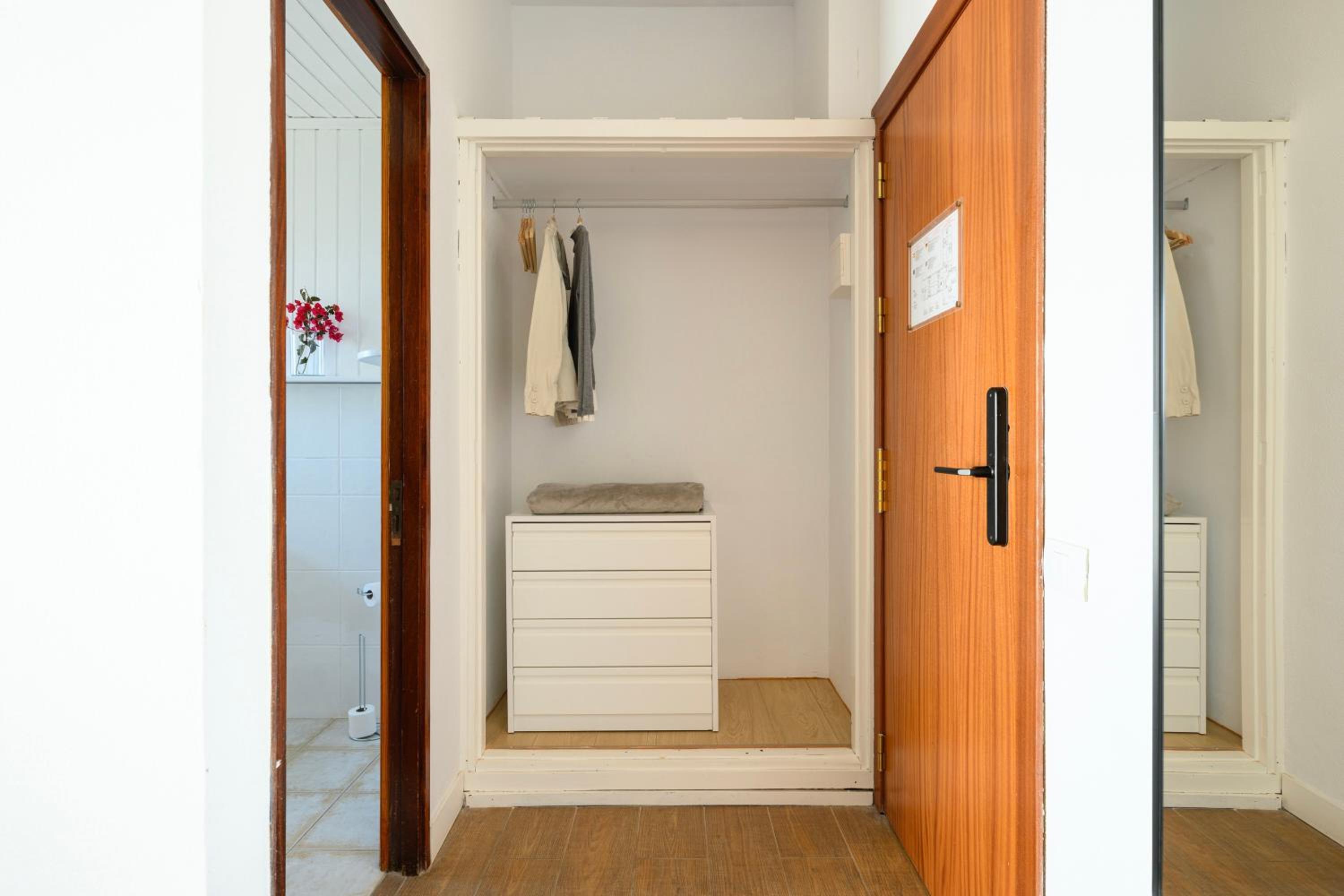 Budget Double Room with bathtub  - Photo 5