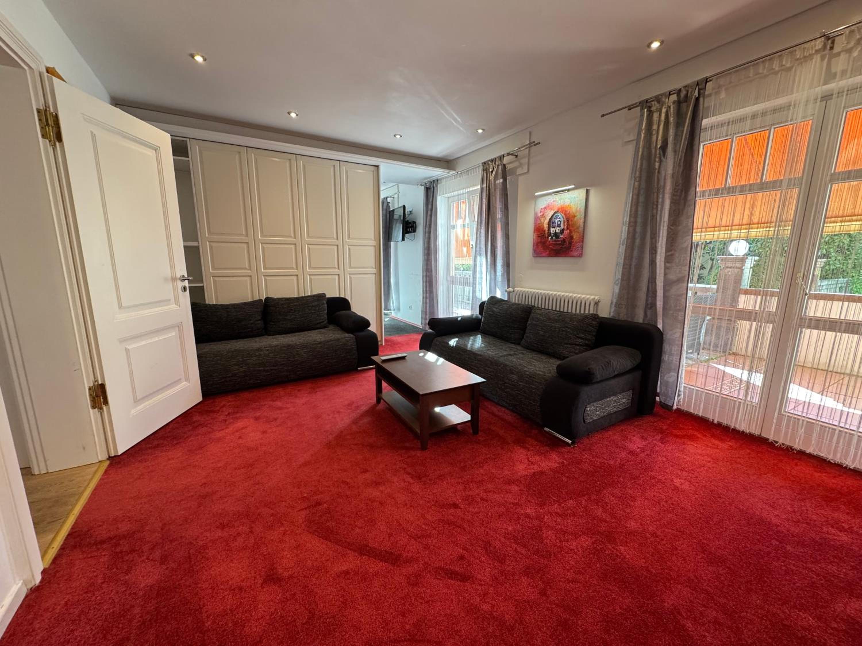 Apartment - Ground Floor photo 2