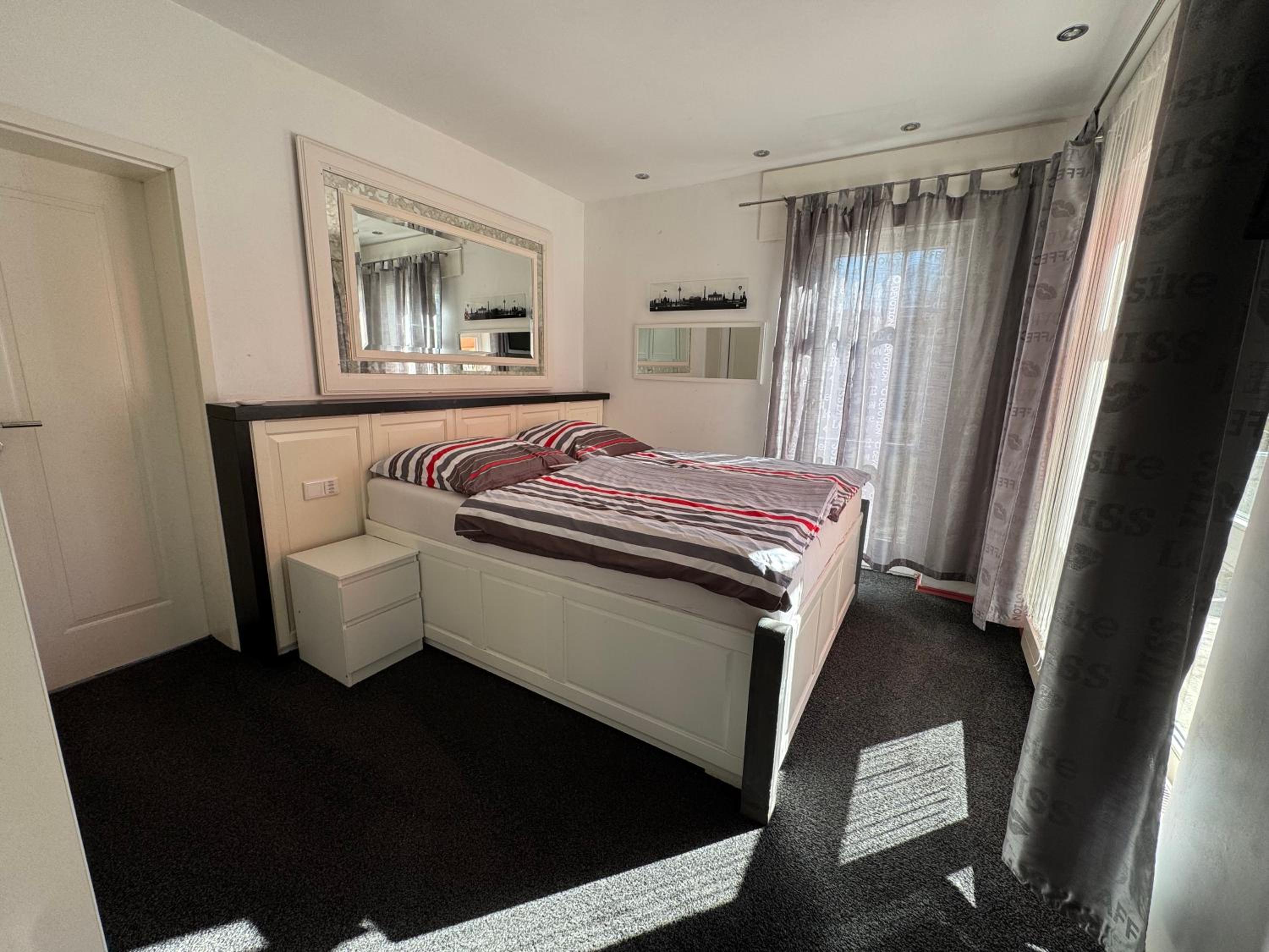 Apartment - Ground Floor photo 3