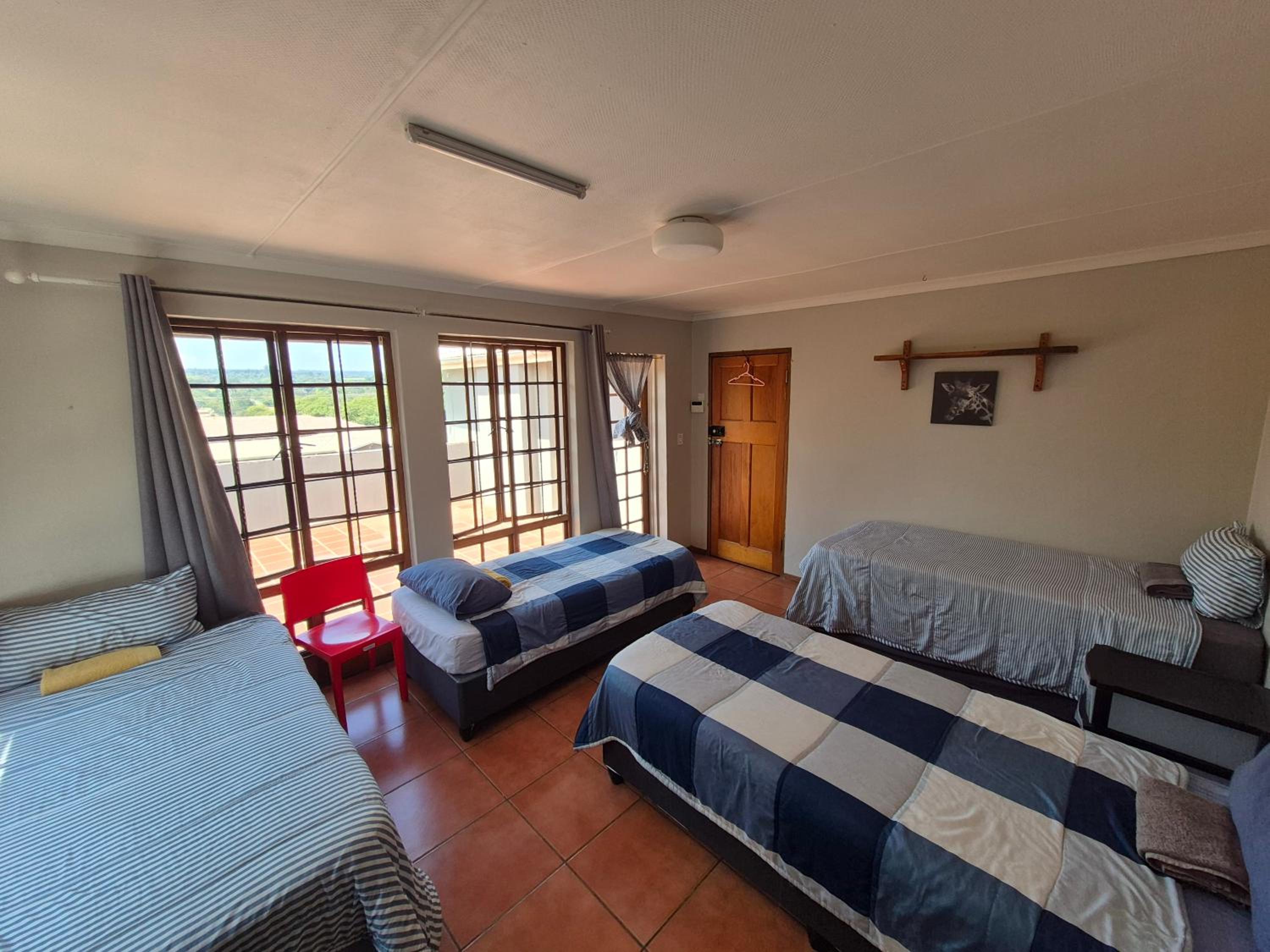 Deluxe Family Suite photo 2