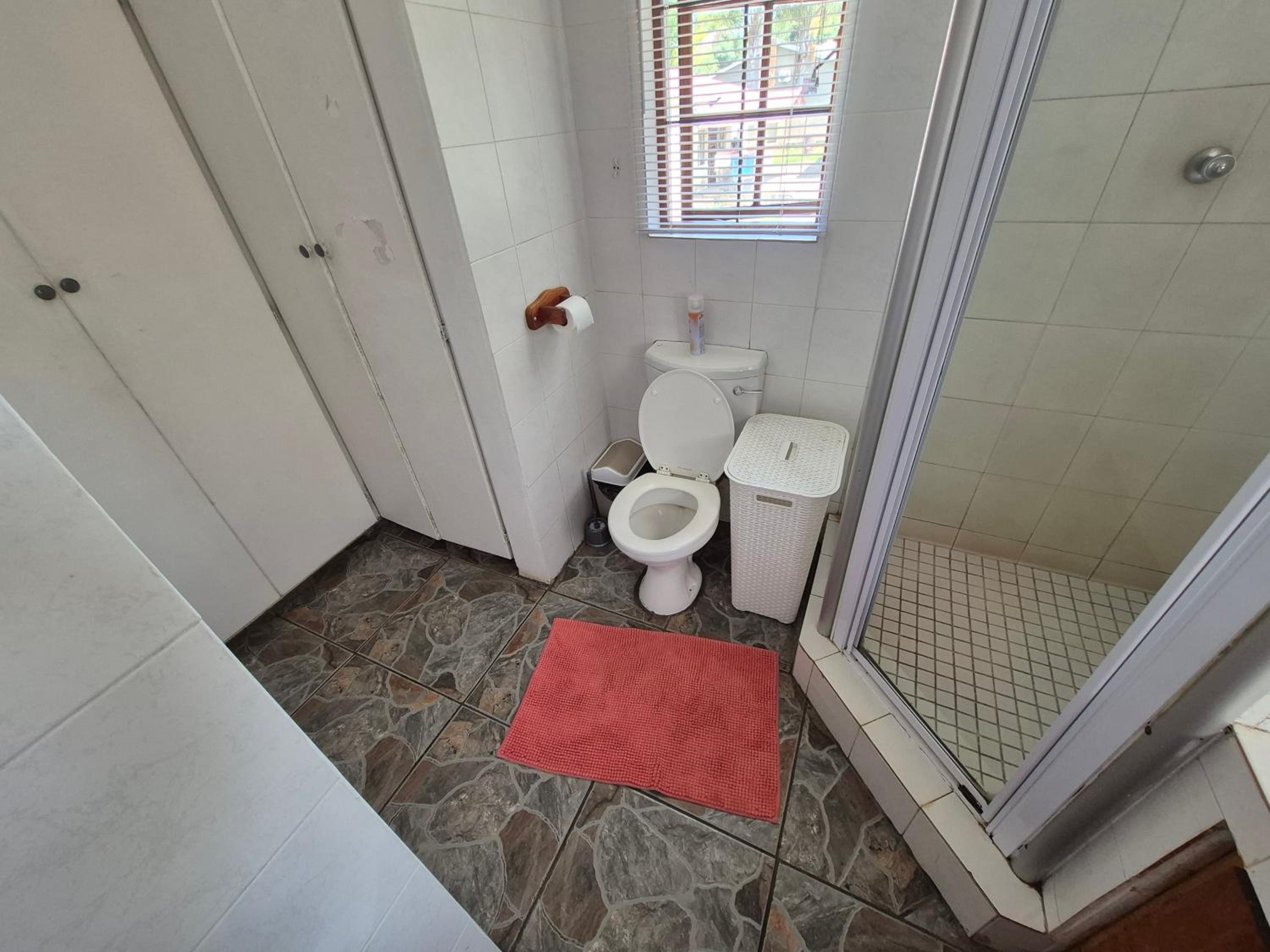 Deluxe Family Suite photo 3
