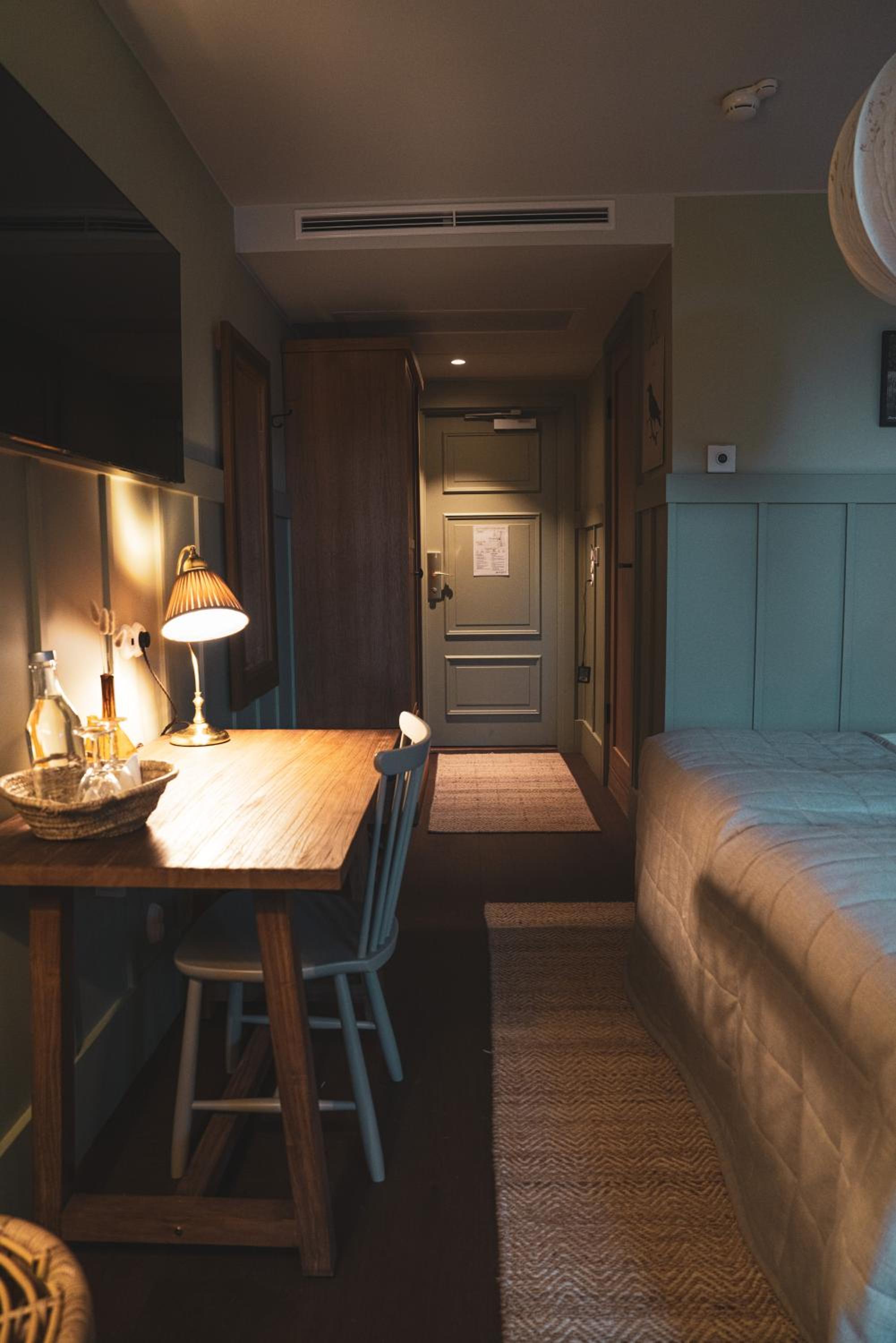 Superior Twin Room - Photo 3