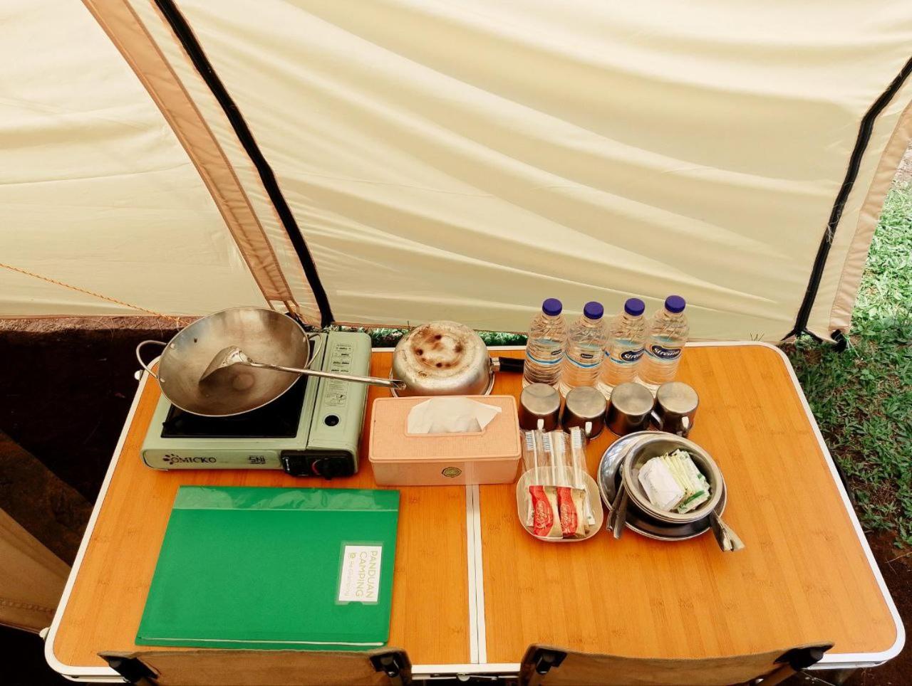 Tent photo 3