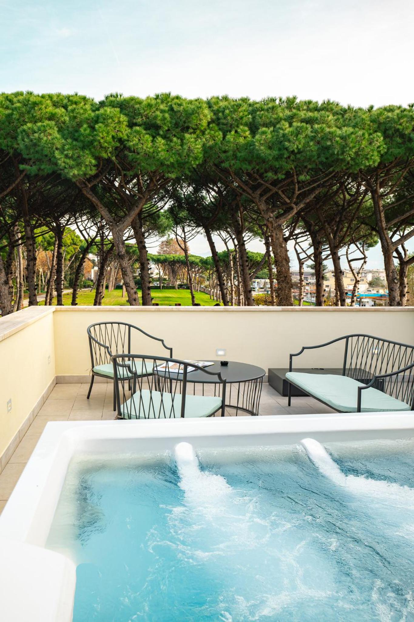 Suite with Terrace and Hot Tub - Photo 5