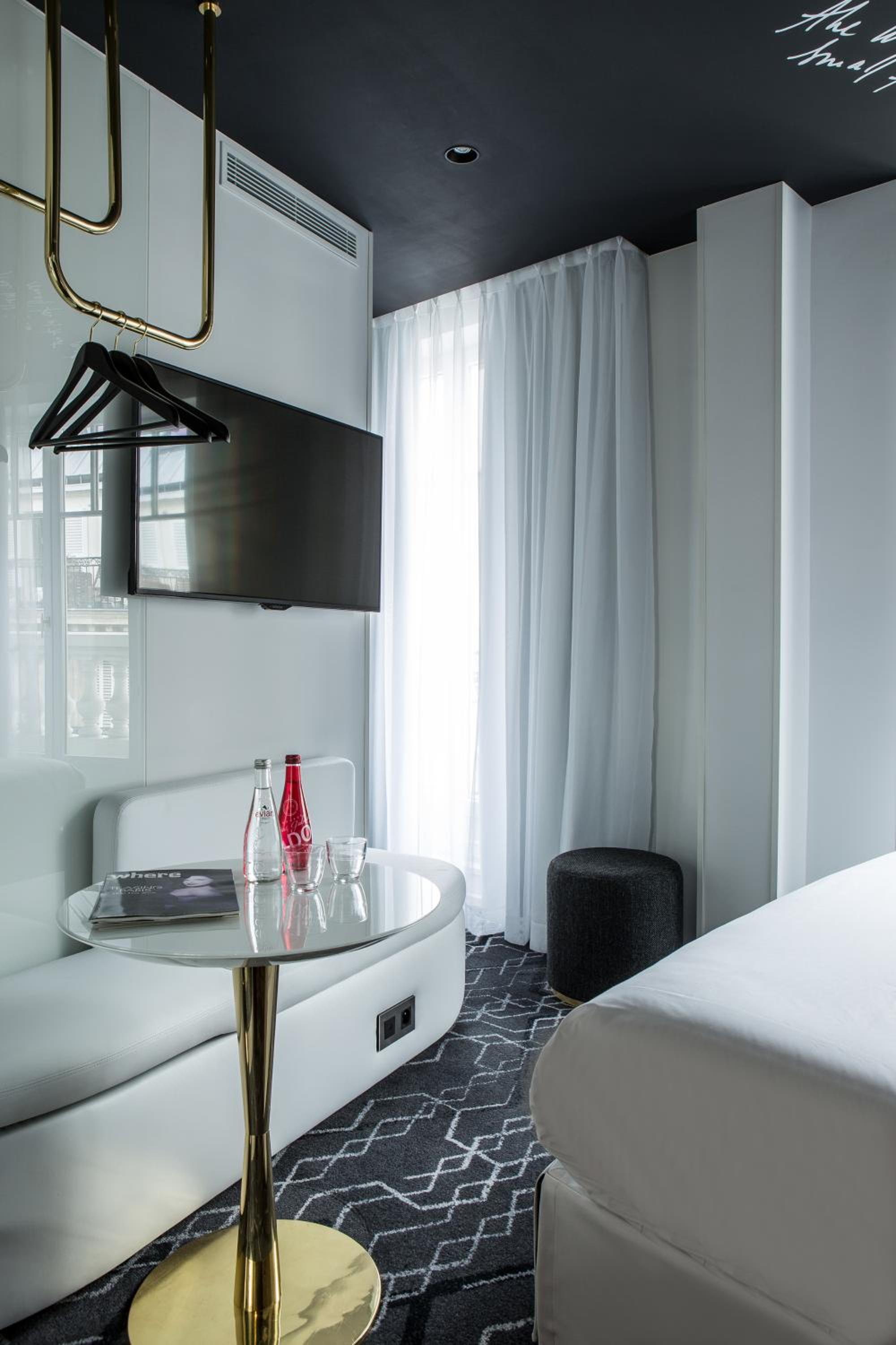 Cozy Room Double Bed photo 2