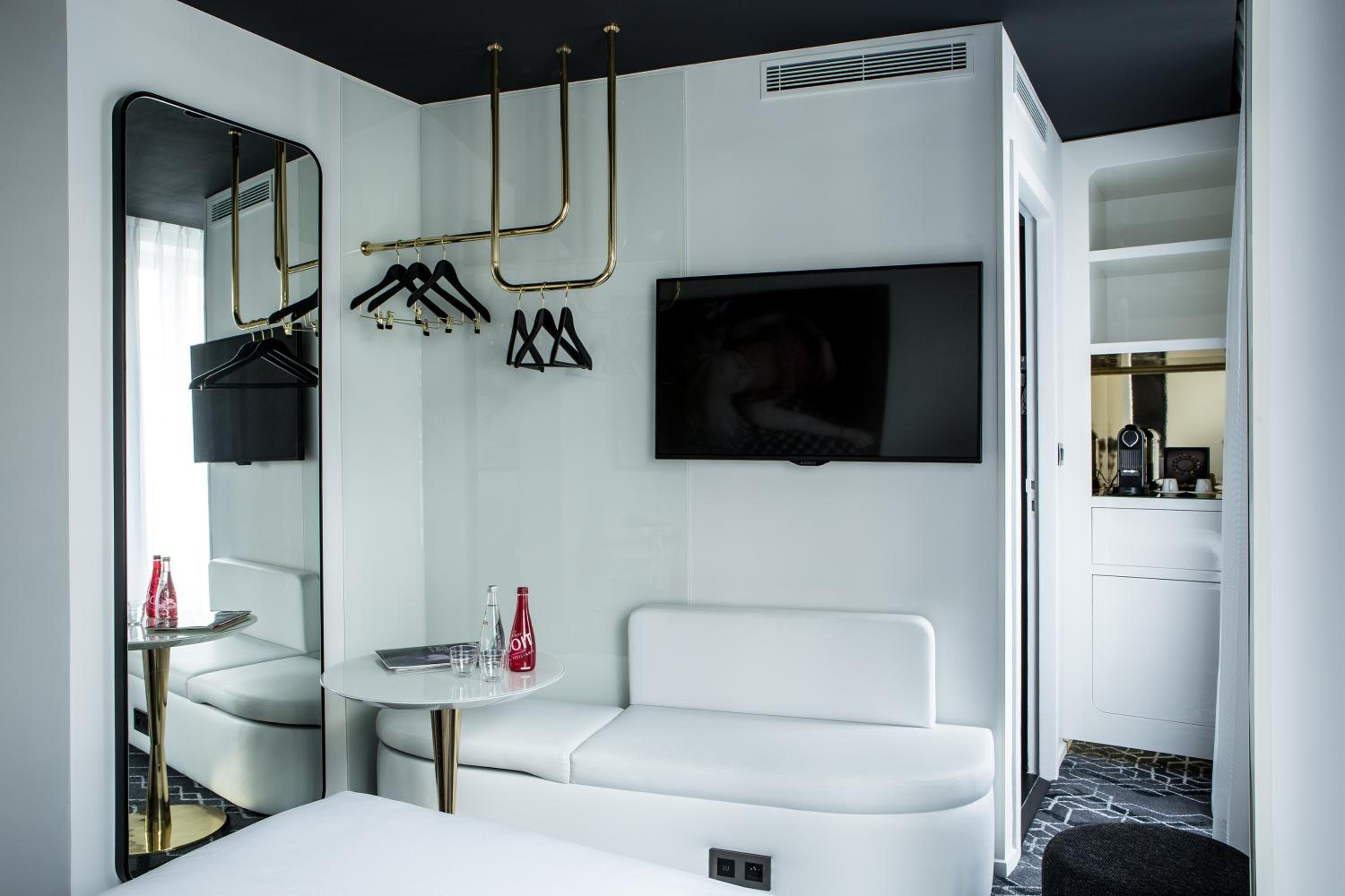 Classic Double or Twin Room photo 3