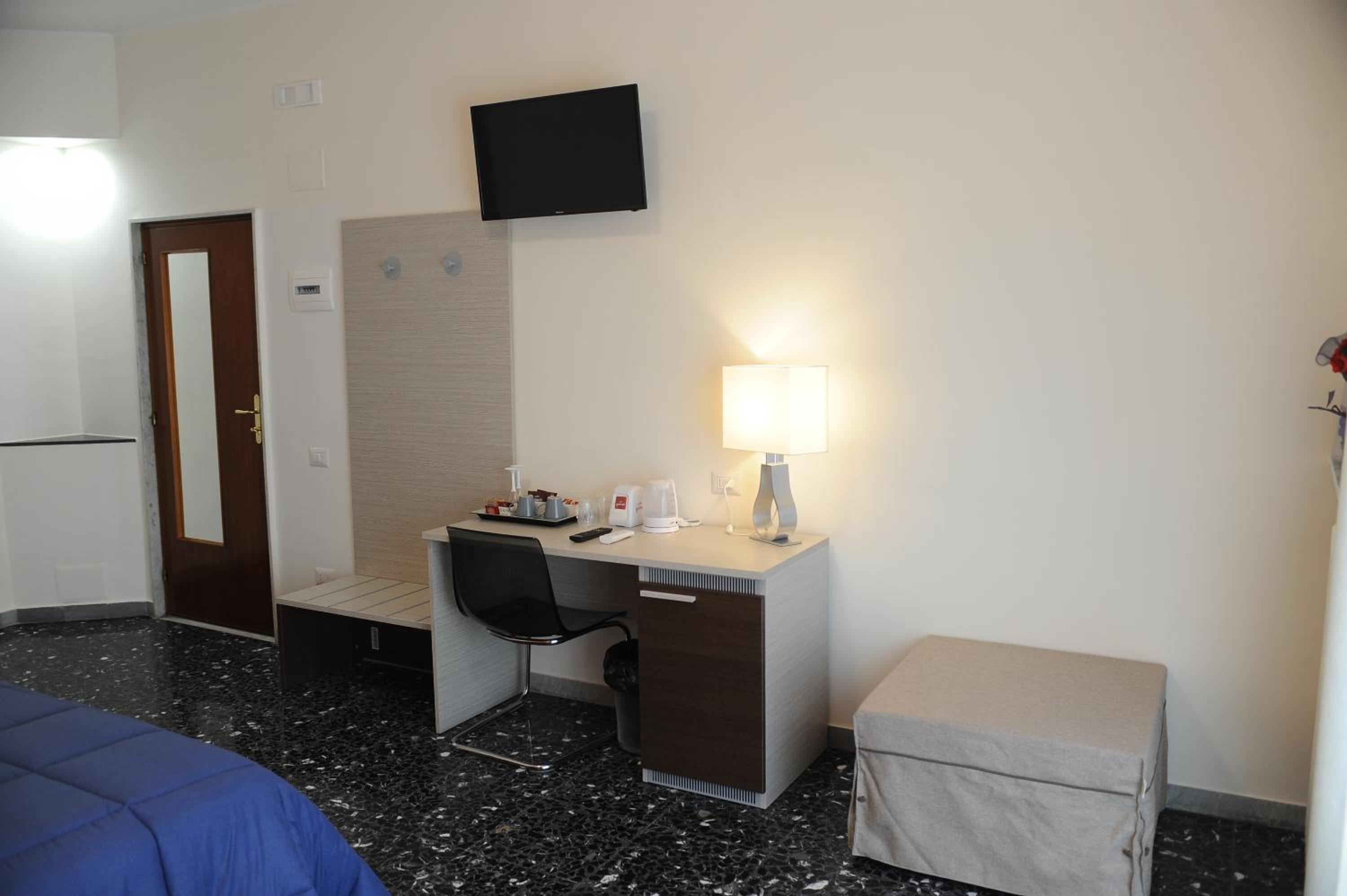 Junior Suite - Photo 17