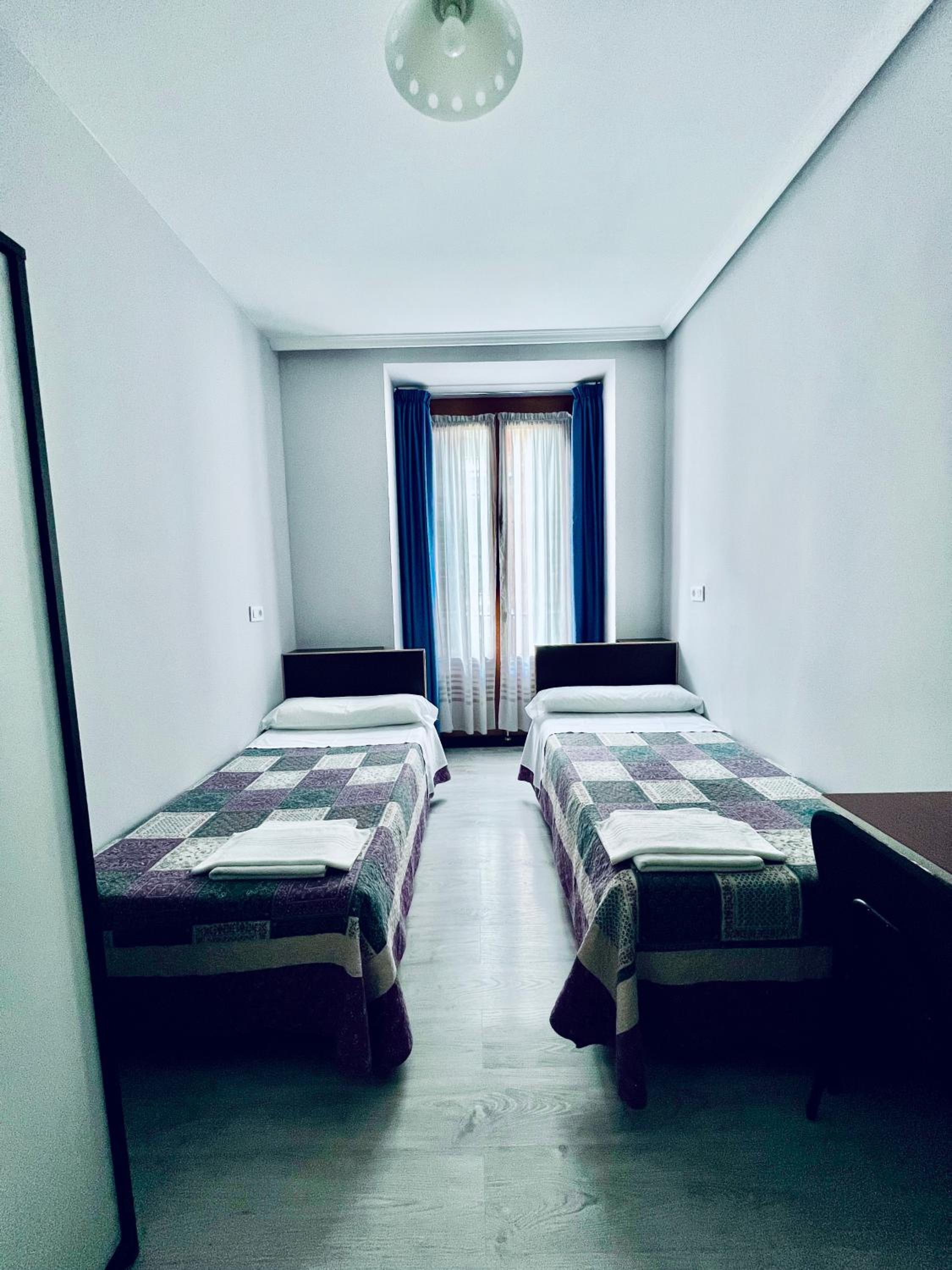 Twin Room with Shared Bathroom
