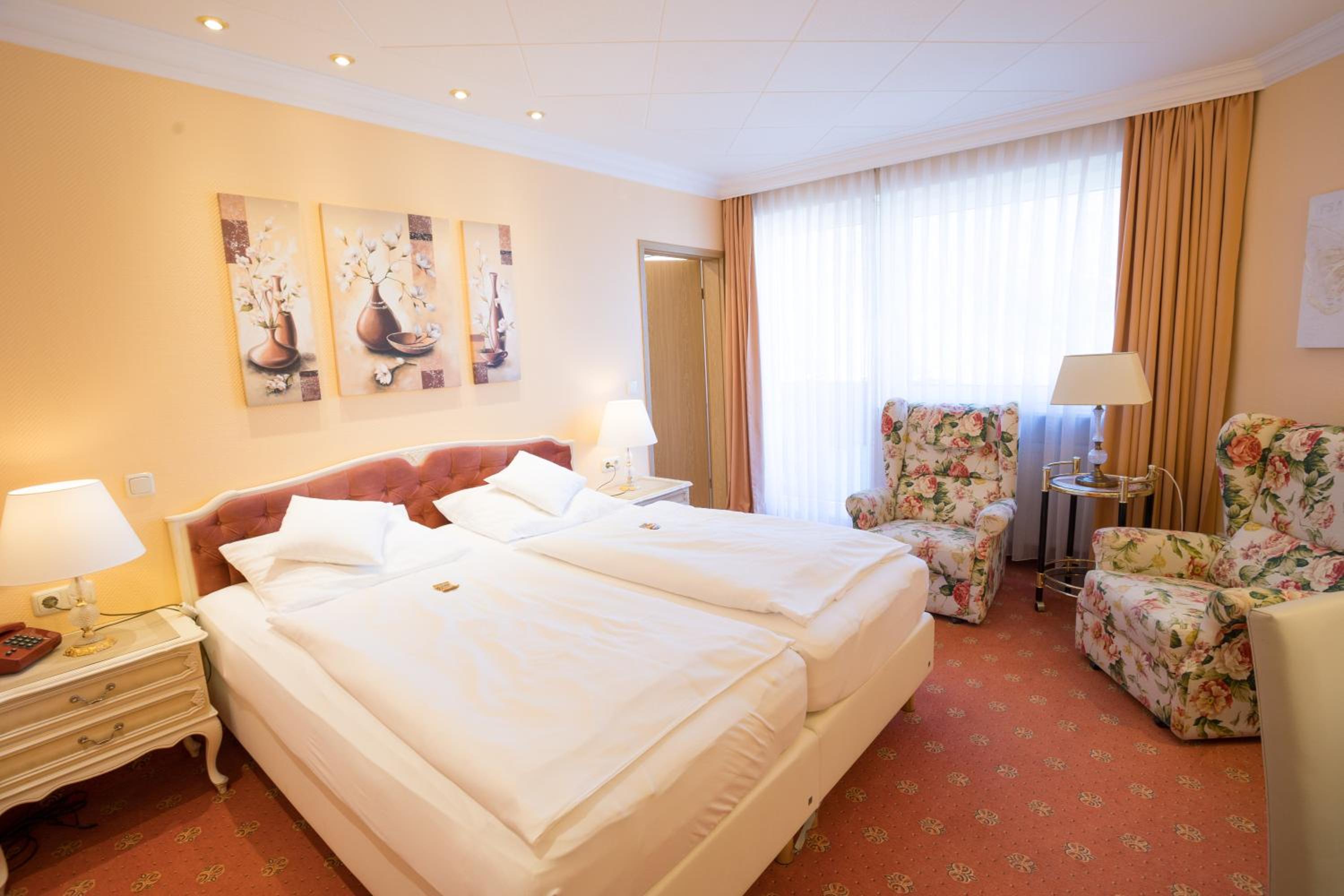 Double Room with Balcony photo 2