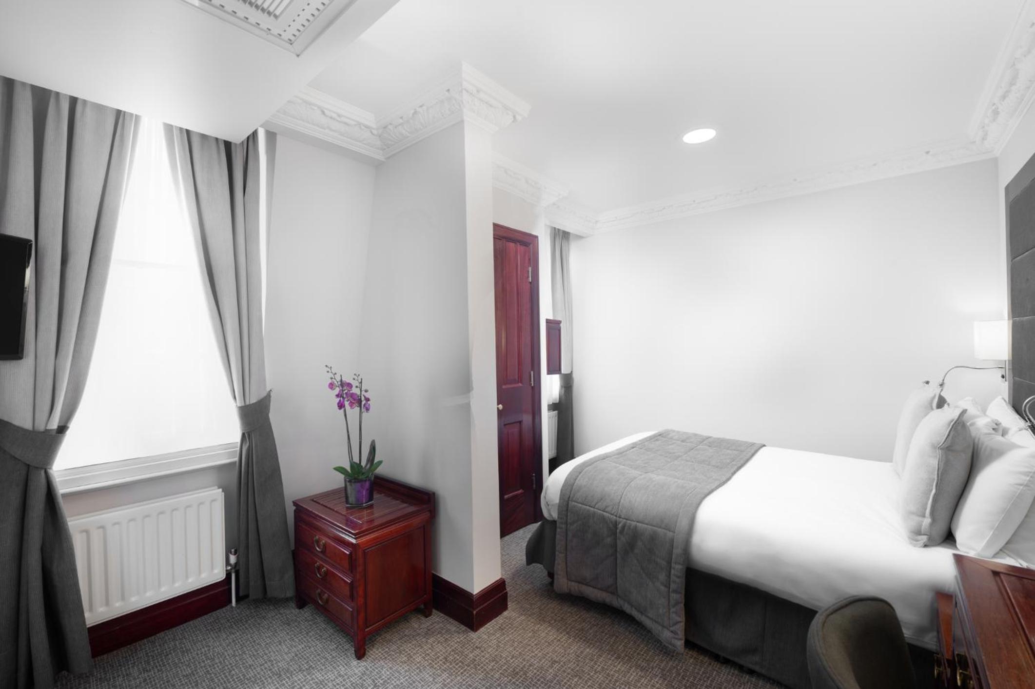 Standard Single Room photo 2